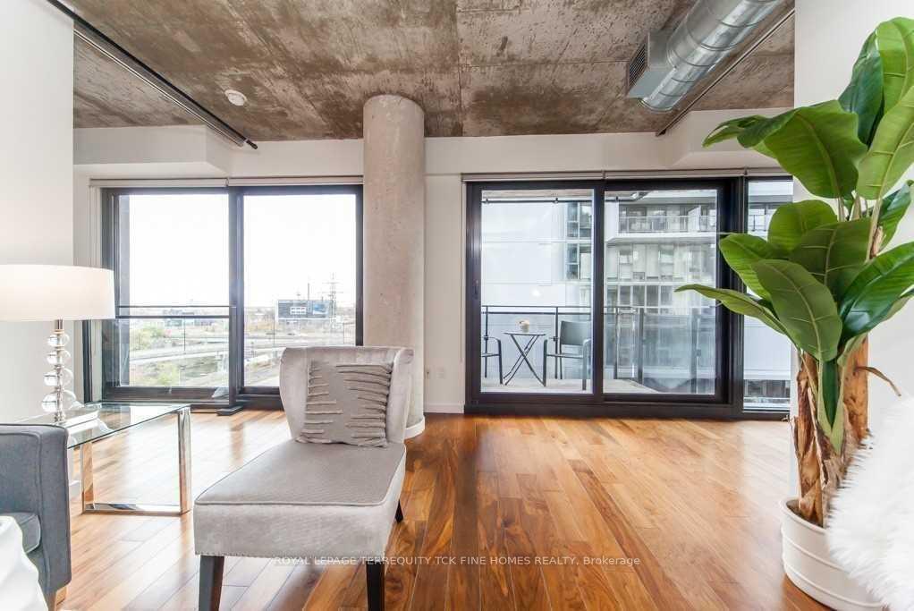 Photo 6 of Unit 1305, 51 Trolley Crescent, Toronto, Moss Park — HOMEH