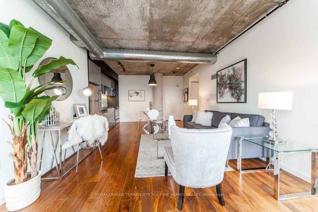 Photo 7 of Unit 1305, 51 Trolley Crescent, Toronto, Moss Park — HOMEH
