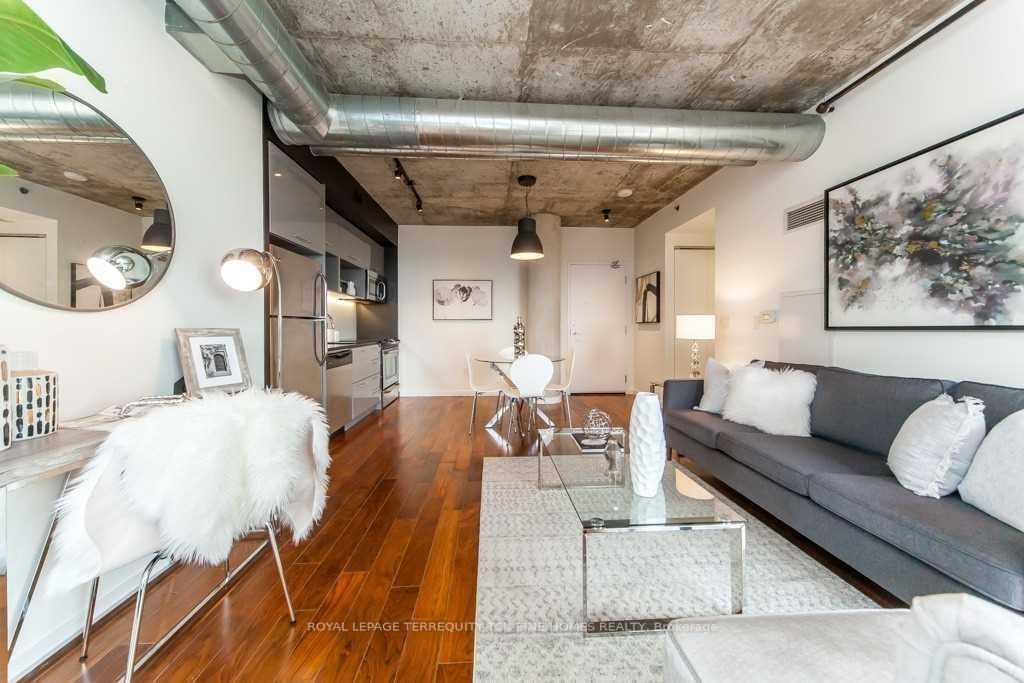 Photo 8 of Unit 1305, 51 Trolley Crescent, Toronto, Moss Park — HOMEH
