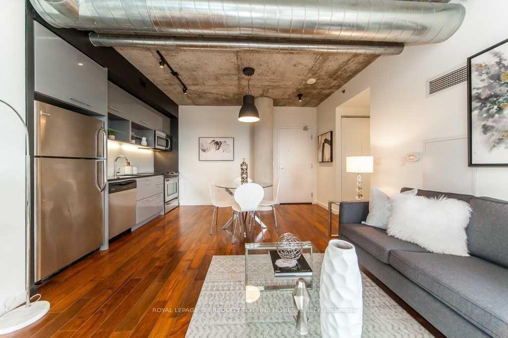 Photo 10 of Unit 1305, 51 Trolley Crescent, Toronto, Moss Park — HOMEH