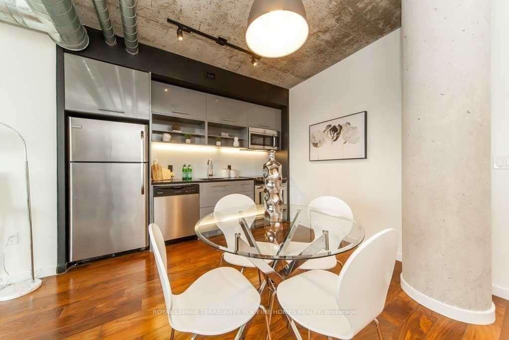 Photo 13 of Unit 1305, 51 Trolley Crescent, Toronto, Moss Park — HOMEH