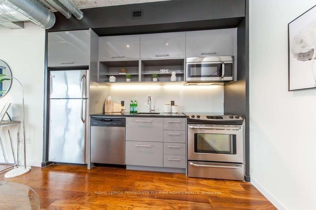 Photo 14 of Unit 1305, 51 Trolley Crescent, Toronto, Moss Park — HOMEH