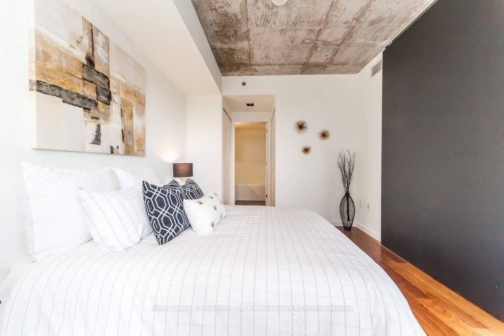 Photo 18 of Unit 1305, 51 Trolley Crescent, Toronto, Moss Park — HOMEH