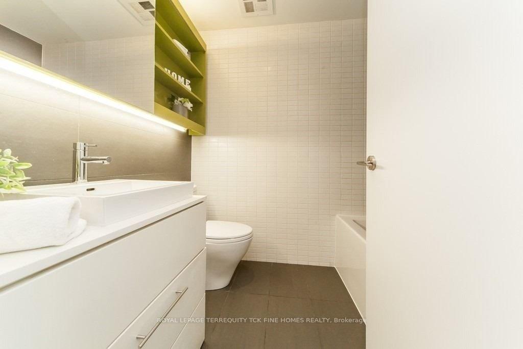 Photo 26 of Unit 1305, 51 Trolley Crescent, Toronto, Moss Park — HOMEH