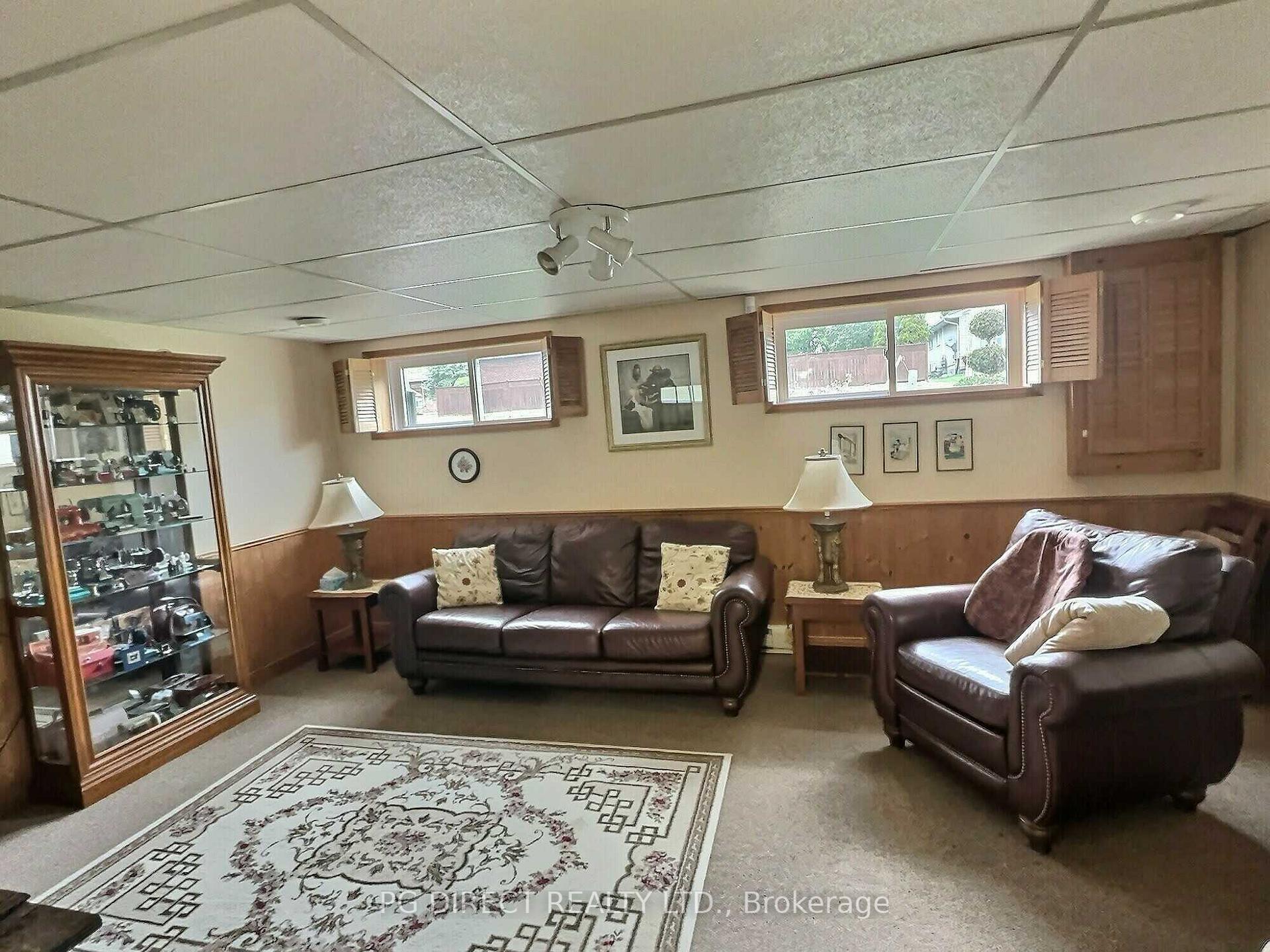 Photo 15 of 217A Mckenzie Street W, Cornwall — HOMEH
