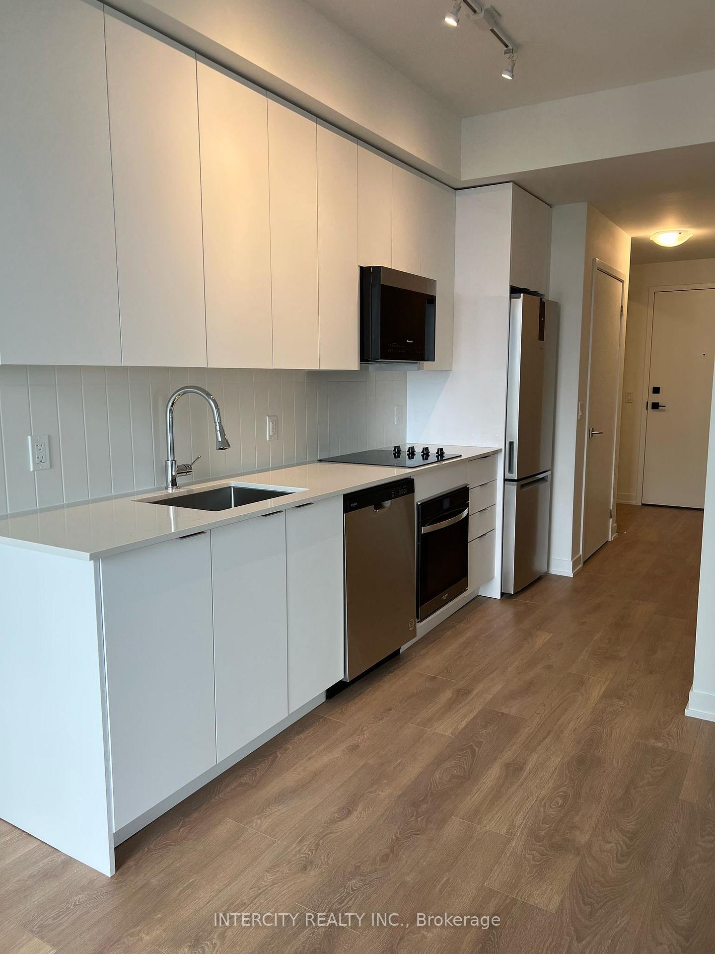 Photo 2 of Unit 1530, 498 Caldari Road, Vaughan, Concord — HOMEH