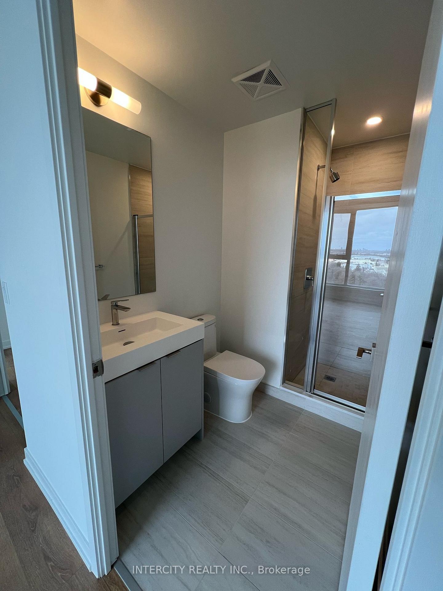 Photo 6 of Unit 1530, 498 Caldari Road, Vaughan, Concord — HOMEH