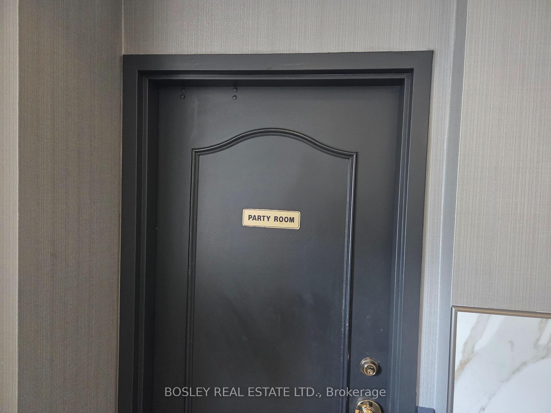 Photo 5 of Unit 608, 1801 Bayview Avenue, Toronto, Leaside — HOMEH