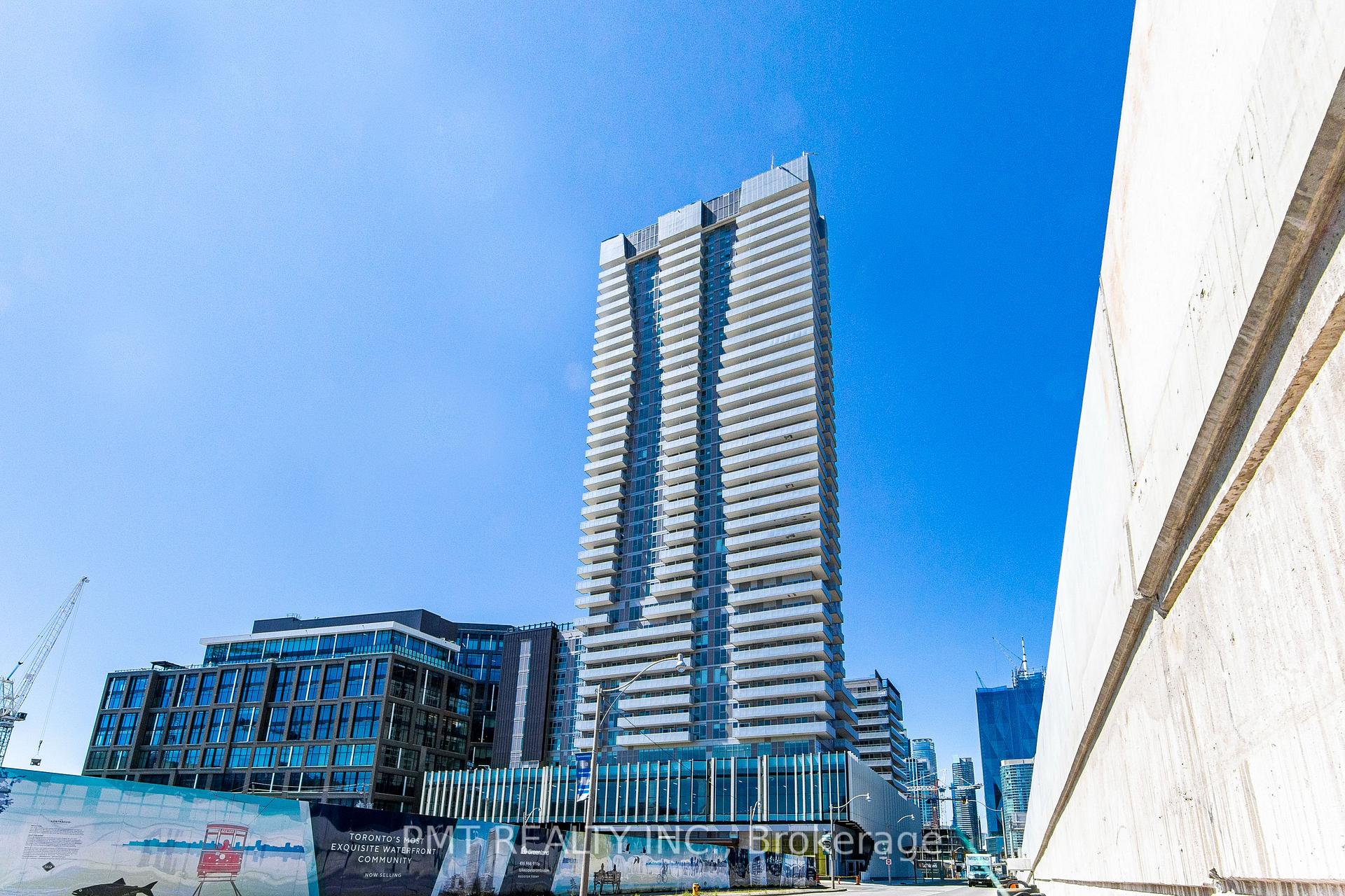 Front of Unit 2209, 20 Richardson Street
