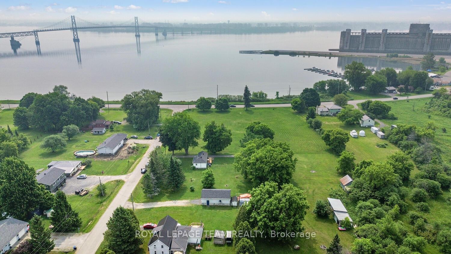 Photo 7 of 6 Burchell Street, Edwardsburgh/Cardinal, Edwardsburgh/Cardinal Twp — HOMEH