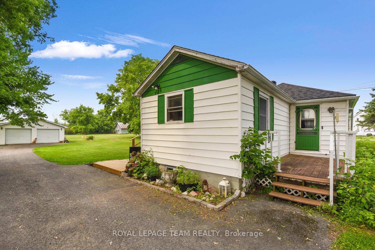 Photo 10 of 6 Burchell Street, Edwardsburgh/Cardinal, Edwardsburgh/Cardinal Twp — HOMEH