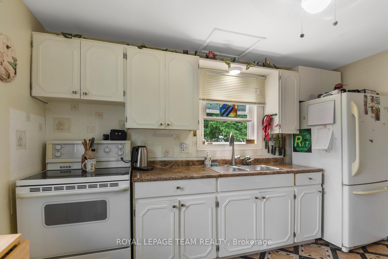 Photo 19 of 6 Burchell Street, Edwardsburgh/Cardinal, Edwardsburgh/Cardinal Twp — HOMEH