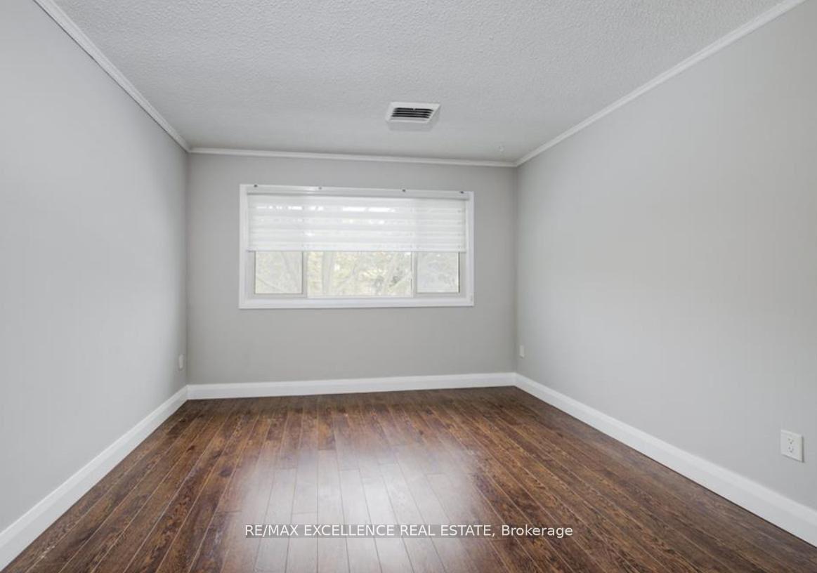 Photo 30 of Unit 55, 30 Green Valley Drive, Kitchener, Pioneer Park — HOMEH
