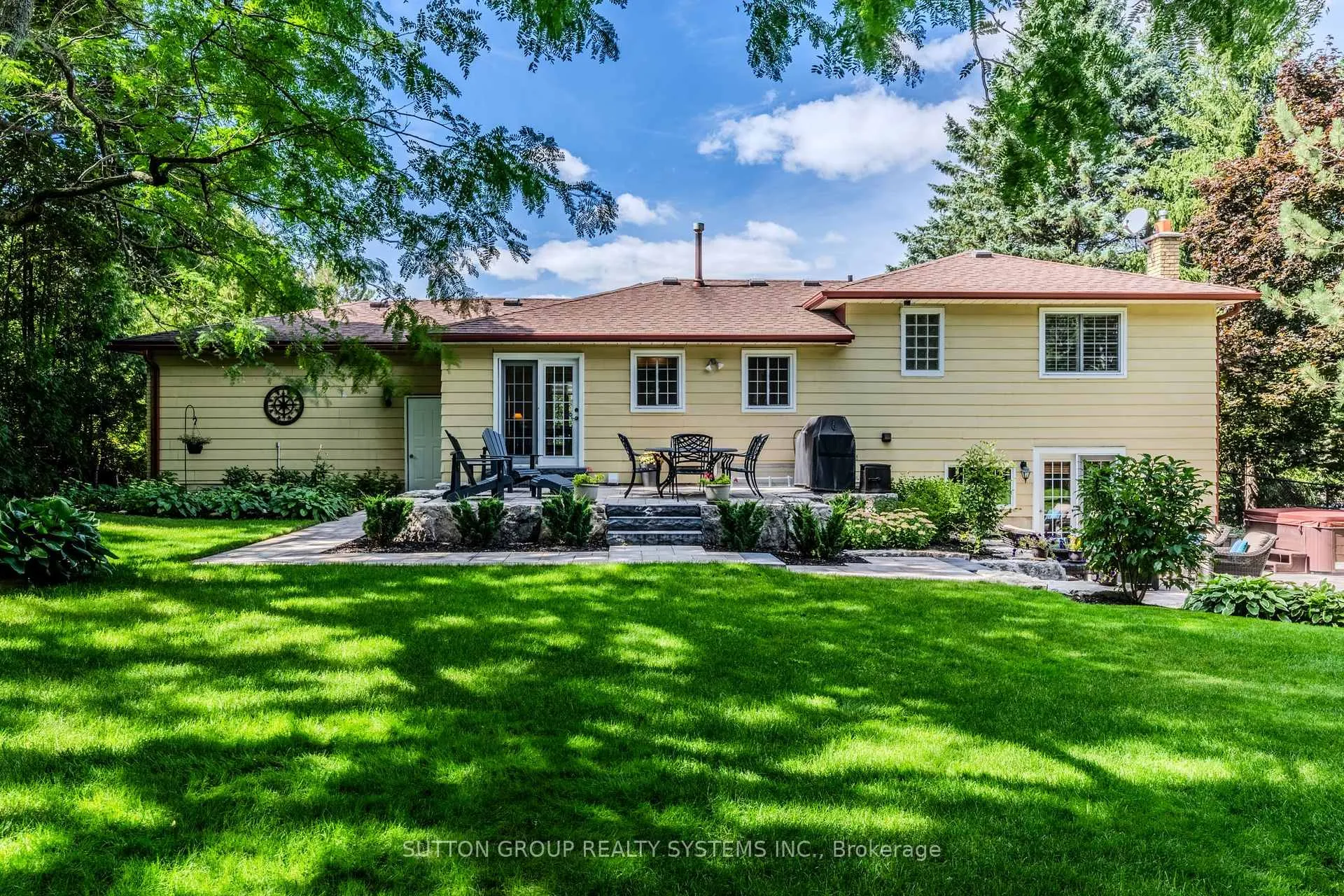 Photo 6 of 17 William Rex Crescent, Erin — HOMEH