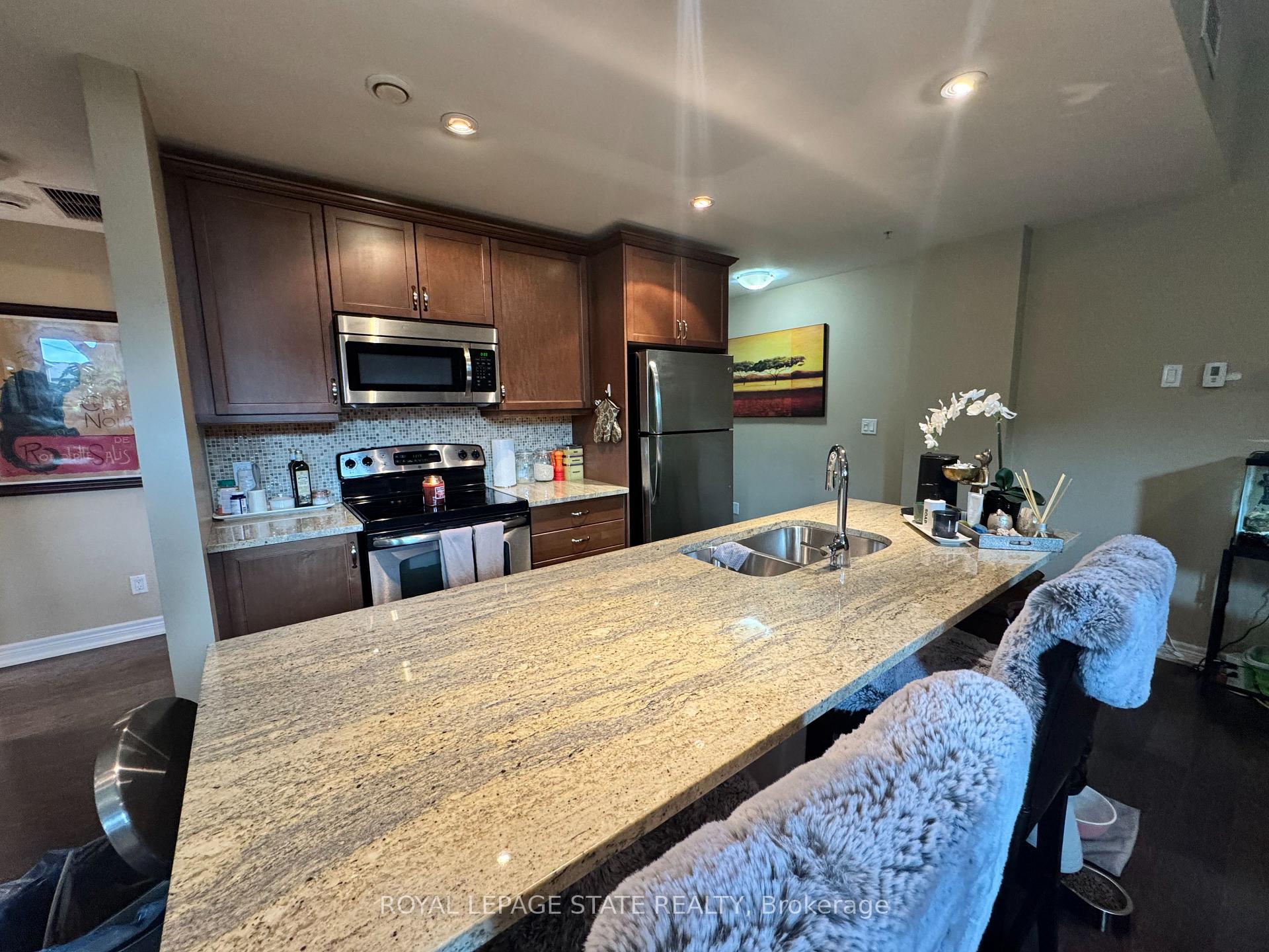 Photo 3 of Unit 104, 50 Murray Street W, Hamilton, Central — HOMEH