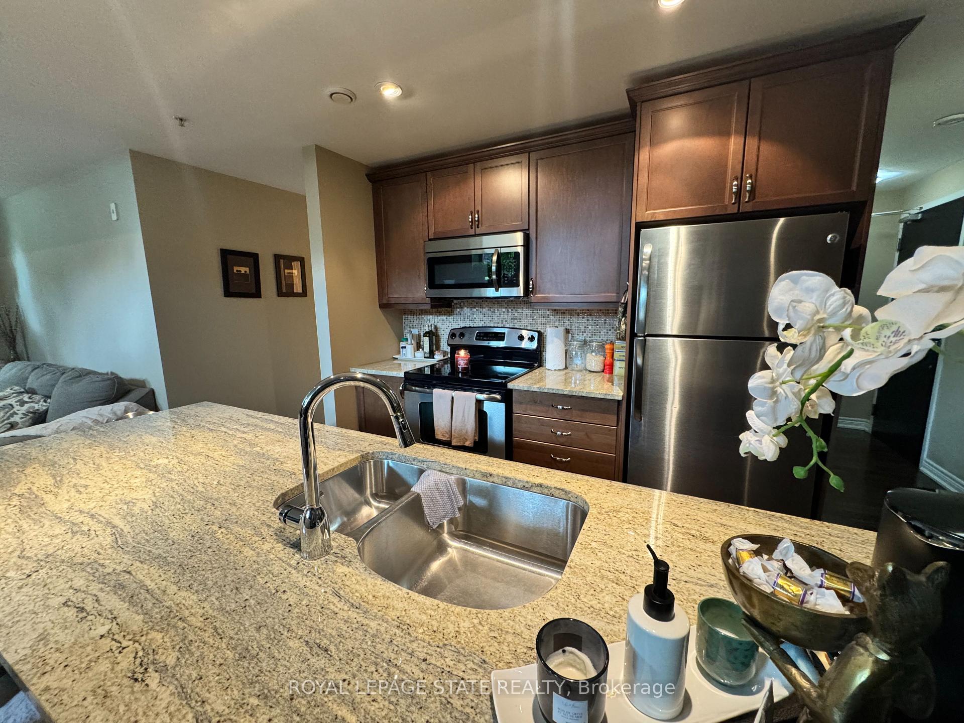 Photo 4 of Unit 104, 50 Murray Street W, Hamilton, Central — HOMEH