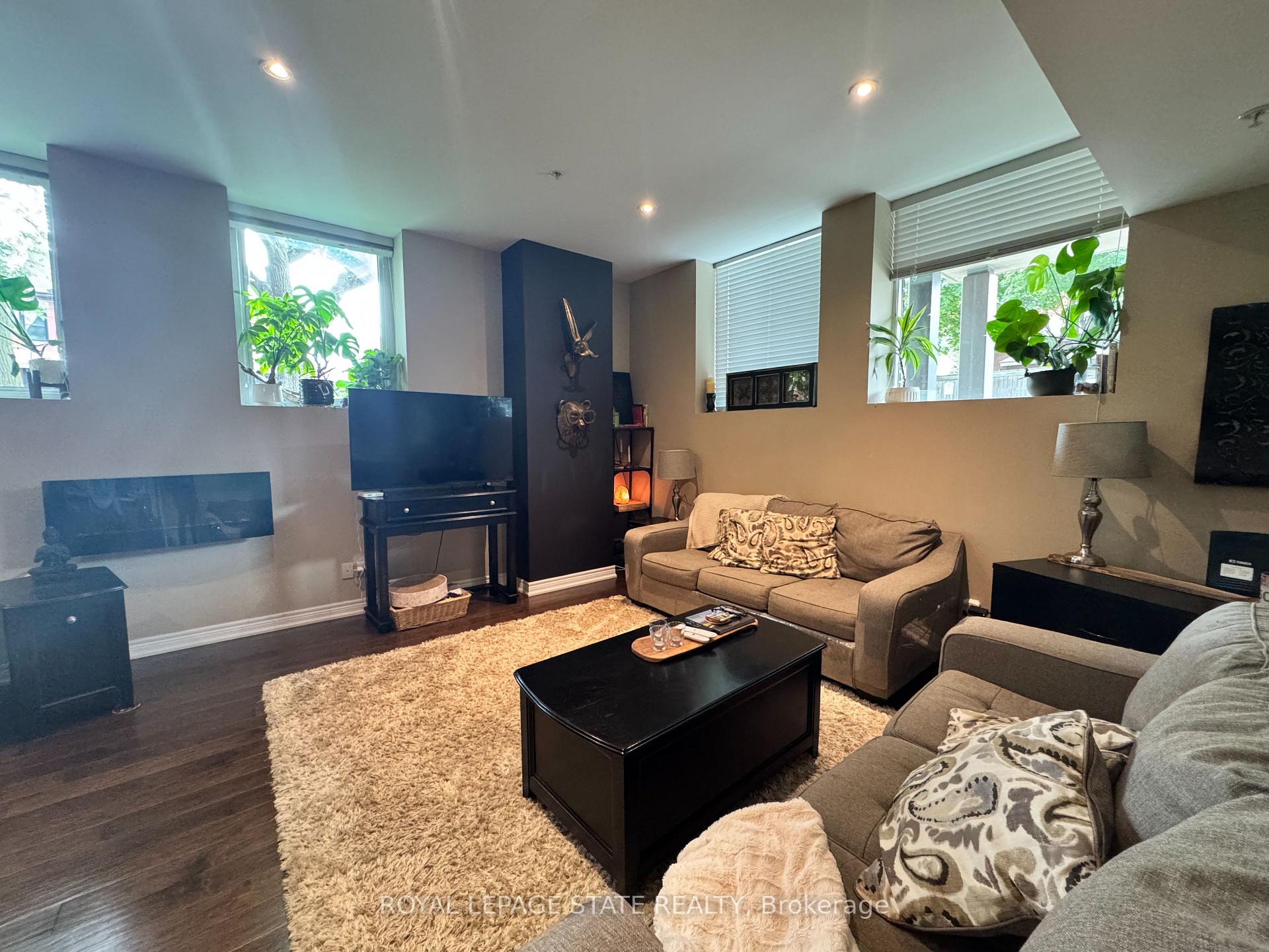 Photo 5 of Unit 104, 50 Murray Street W, Hamilton, Central — HOMEH