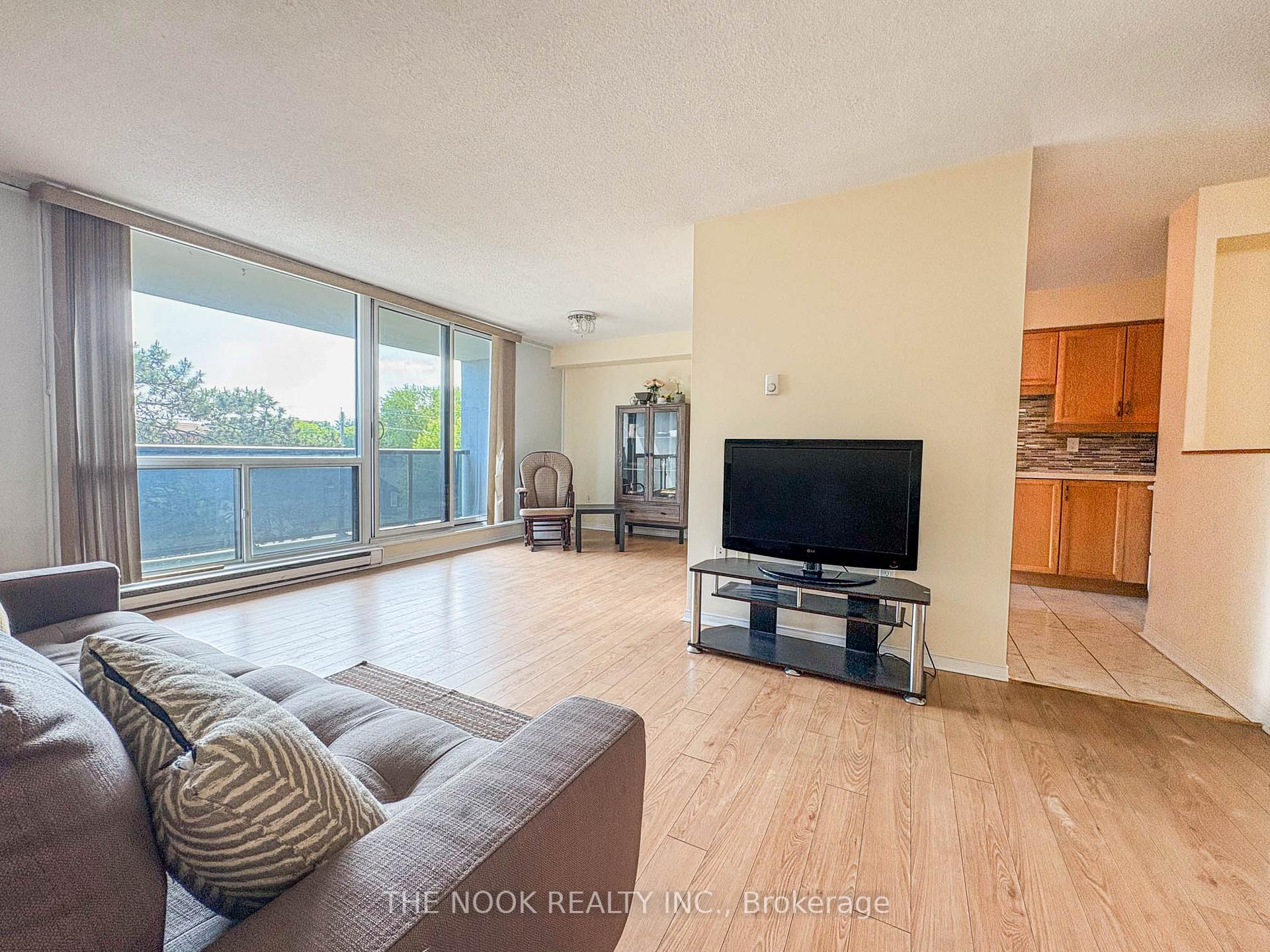 Photo 2 of Unit 406, 454 centre Street, Oshawa, Central — HOMEH