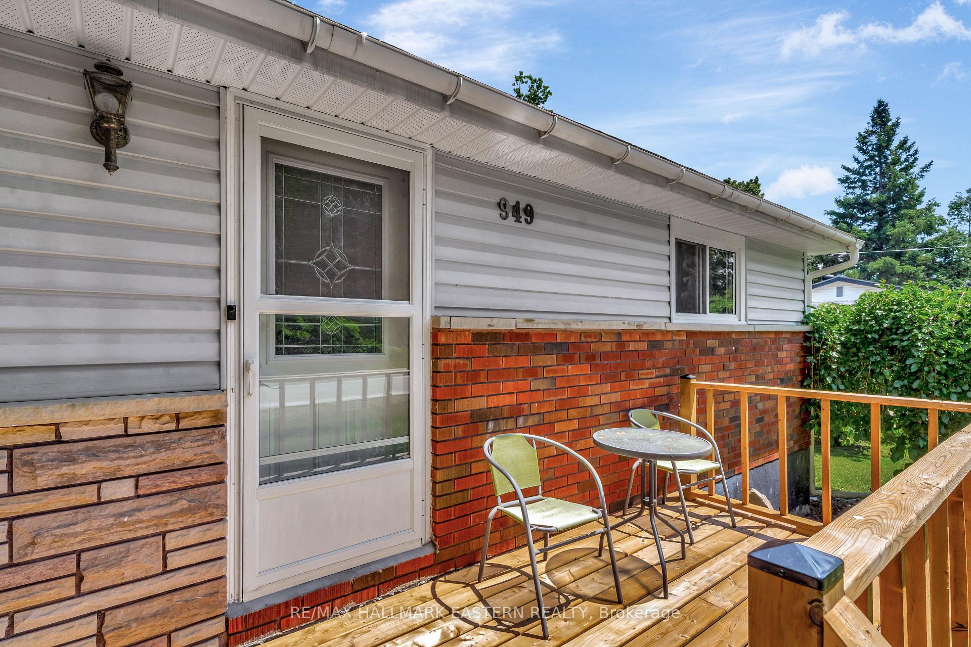 Photo 7 of 949 Hutchison Drive, Cavan Monaghan, Cavan Twp — HOMEH