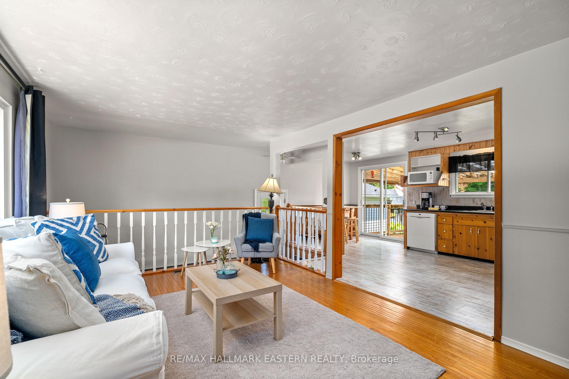 Photo 10 of 949 Hutchison Drive, Cavan Monaghan, Cavan Twp — HOMEH