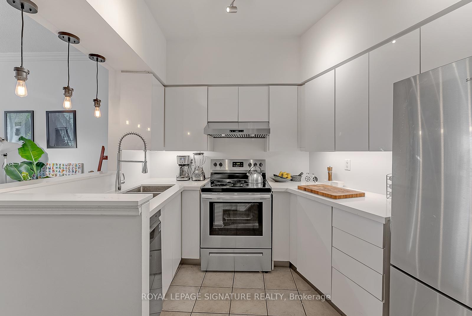 Photo 3 of Unit 307, 115 Richmond Street E, Toronto, Church-Yonge Corridor — HOMEH