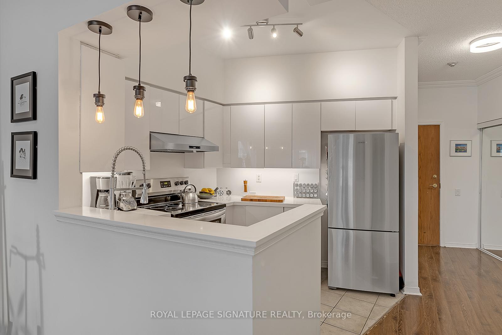 Photo 4 of Unit 307, 115 Richmond Street E, Toronto, Church-Yonge Corridor — HOMEH