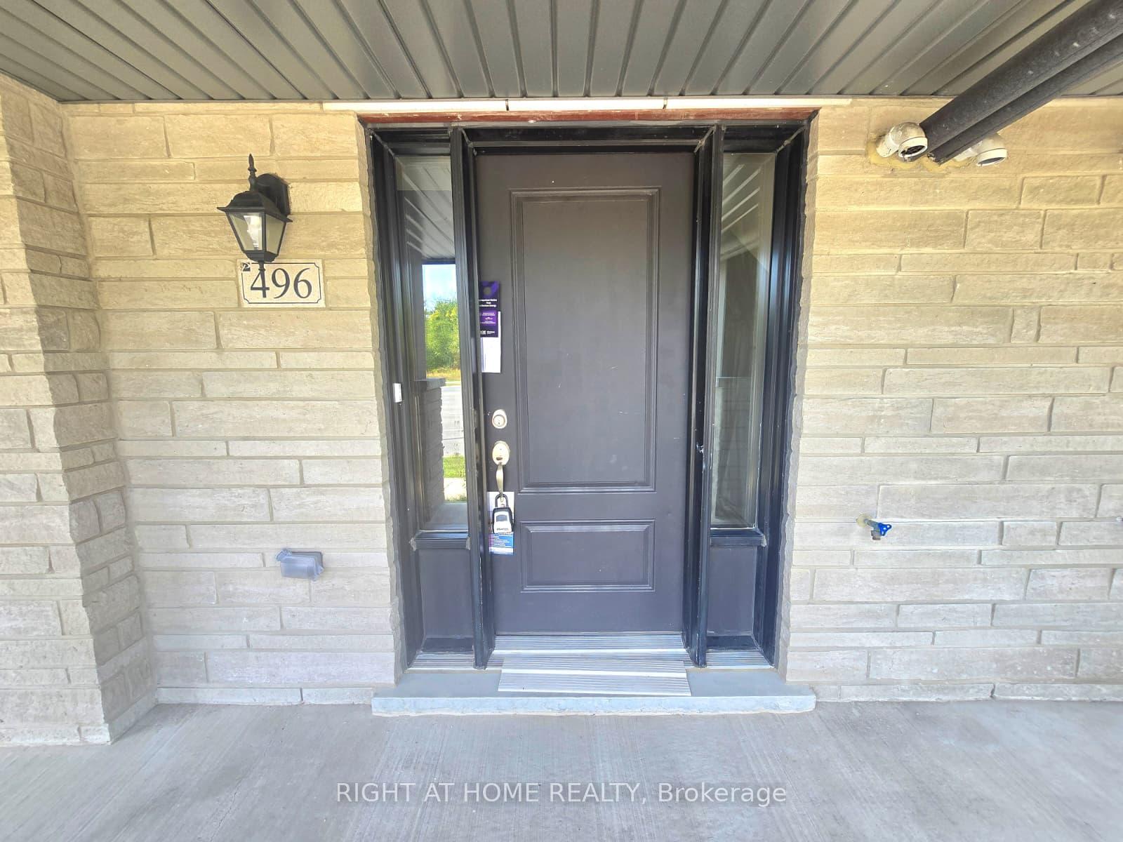 Photo 5 of 496 Salem Road S, Ajax, South East — HOMEH