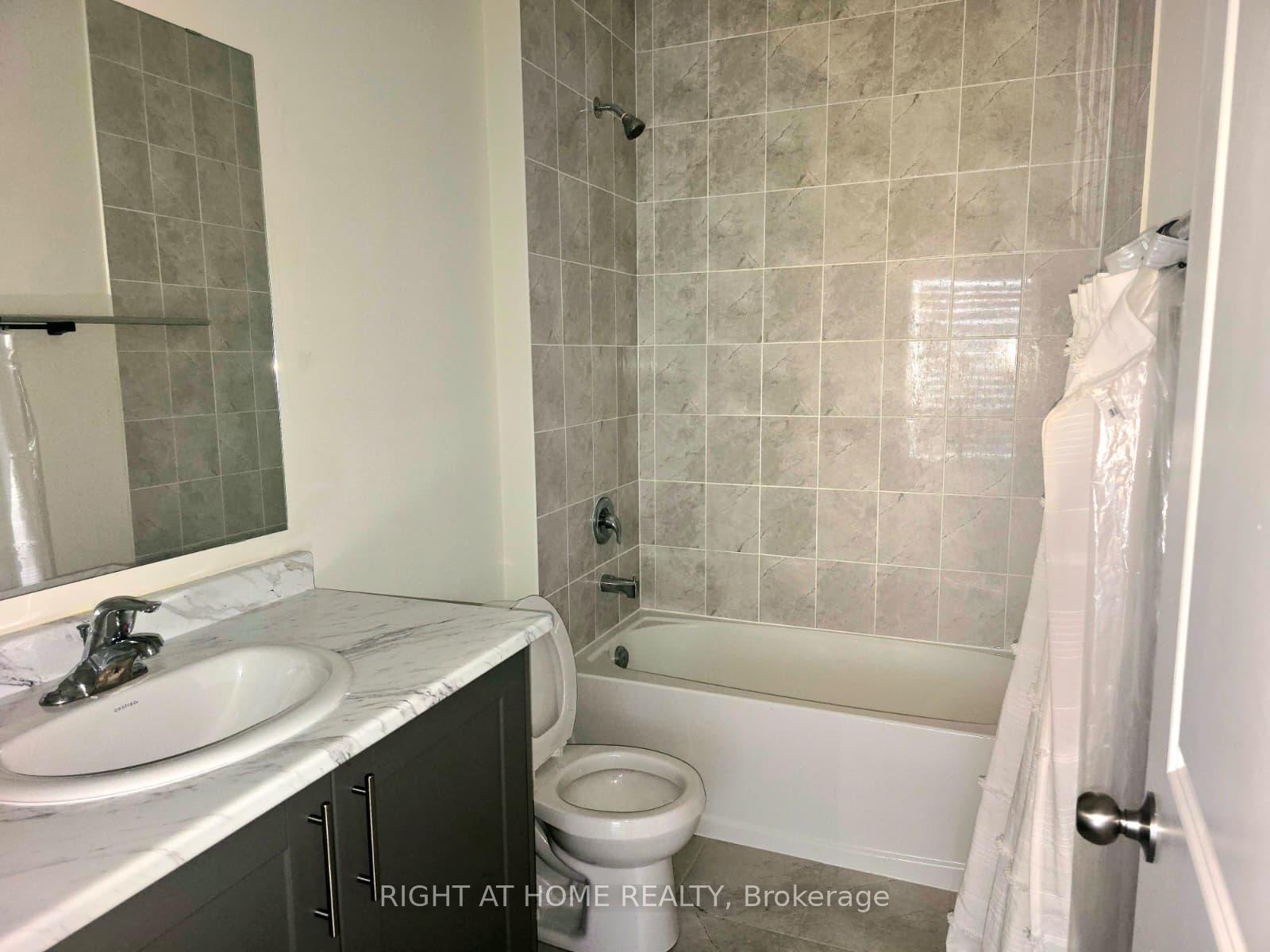 Photo 36 of 496 Salem Road S, Ajax, South East — HOMEH