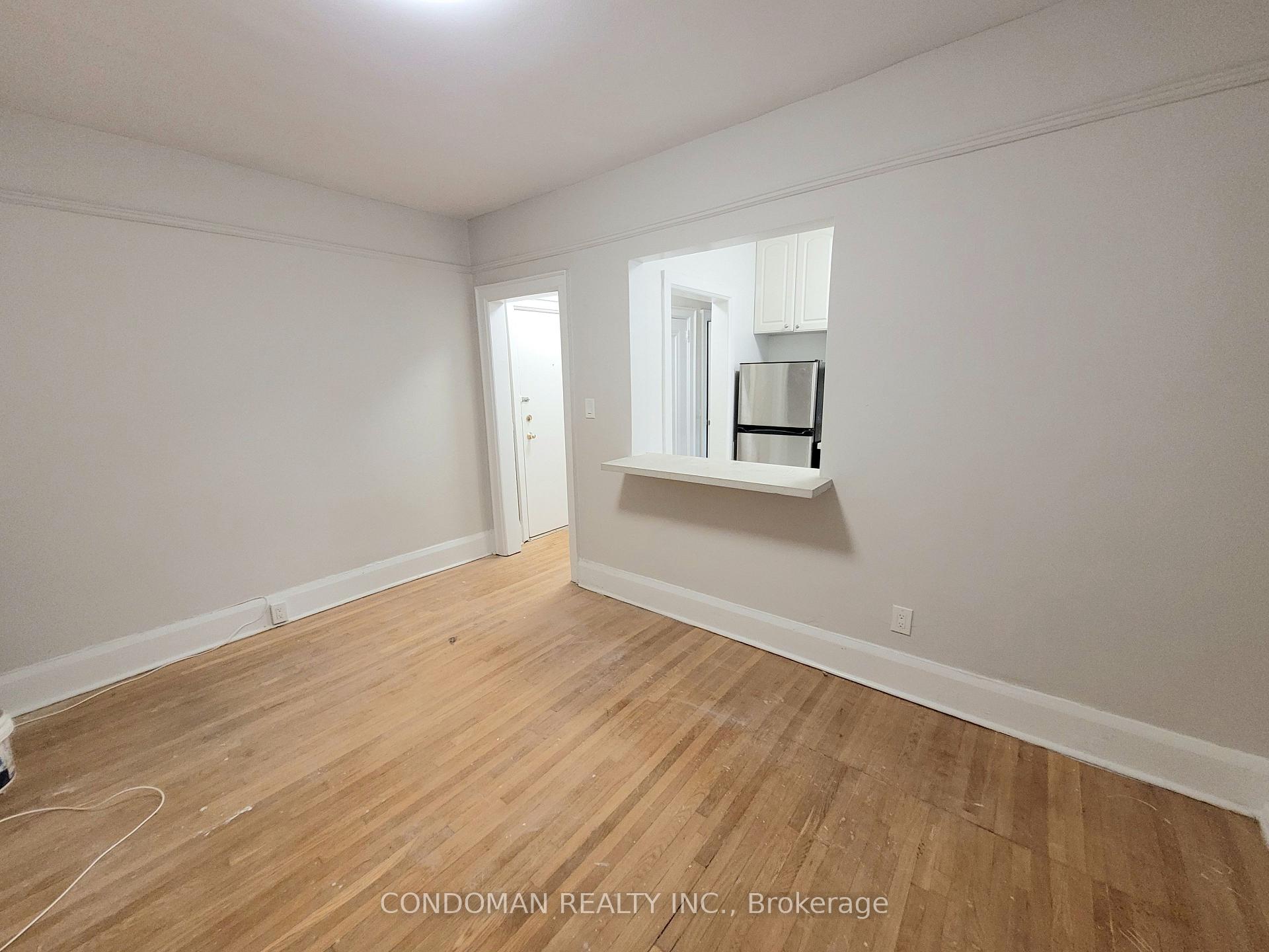 Photo 2 of Unit 4, 846 Broadview Avenue, Toronto, Playter Estates-Danforth — HOMEH