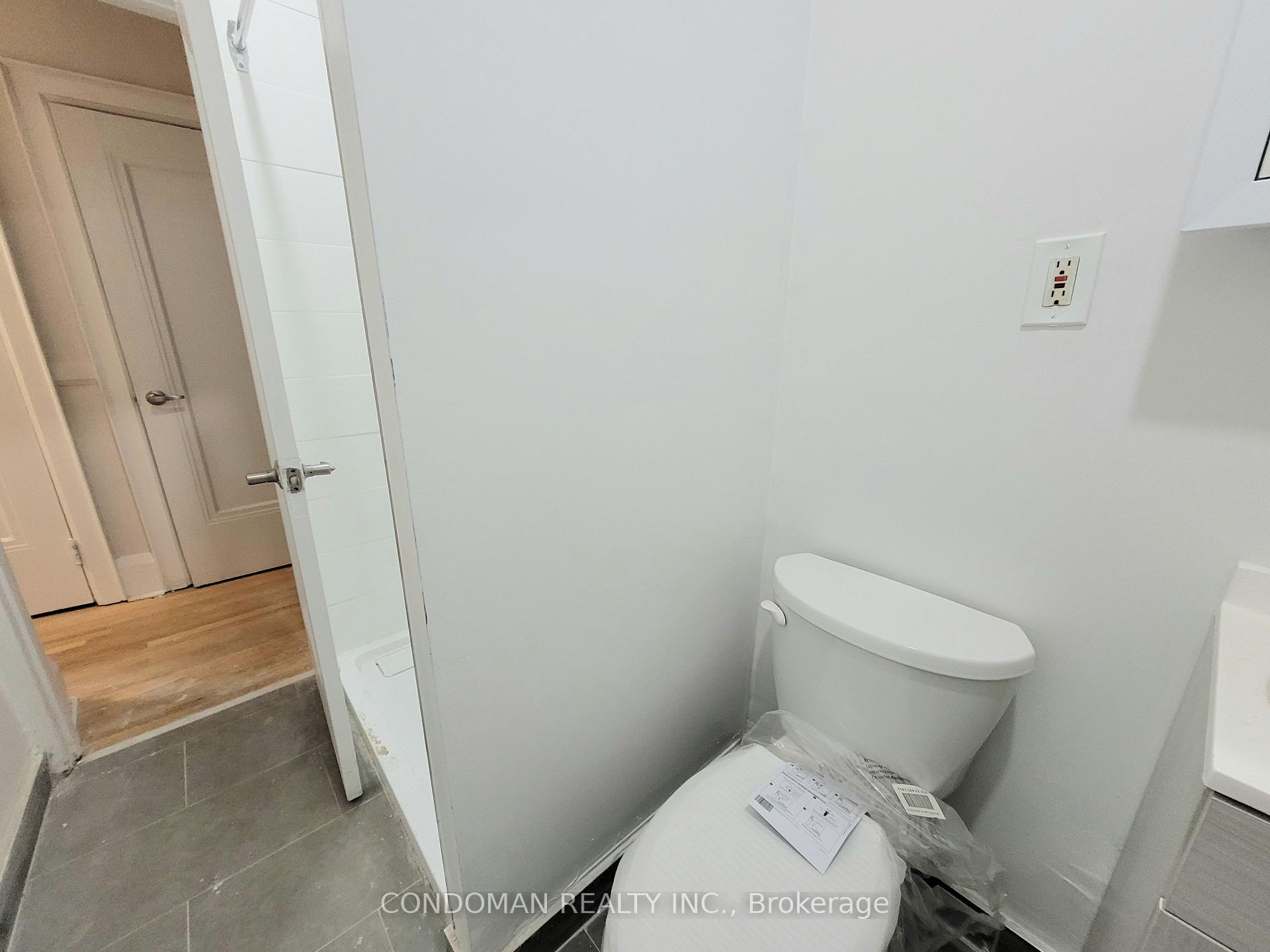 Photo 6 of Unit 4, 846 Broadview Avenue, Toronto, Playter Estates-Danforth — HOMEH