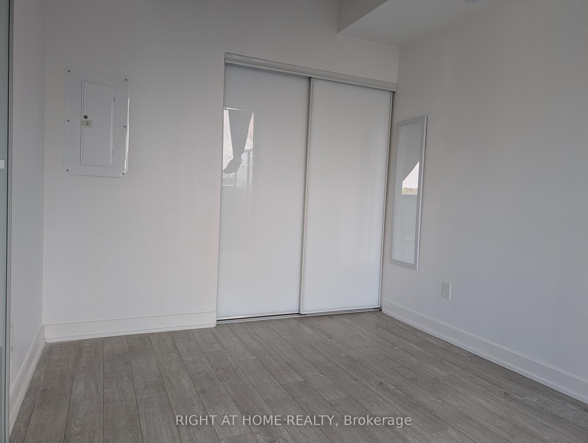 Photo 6 of Unit 925, 30 Baseball Place, Toronto, South Riverdale — HOMEH