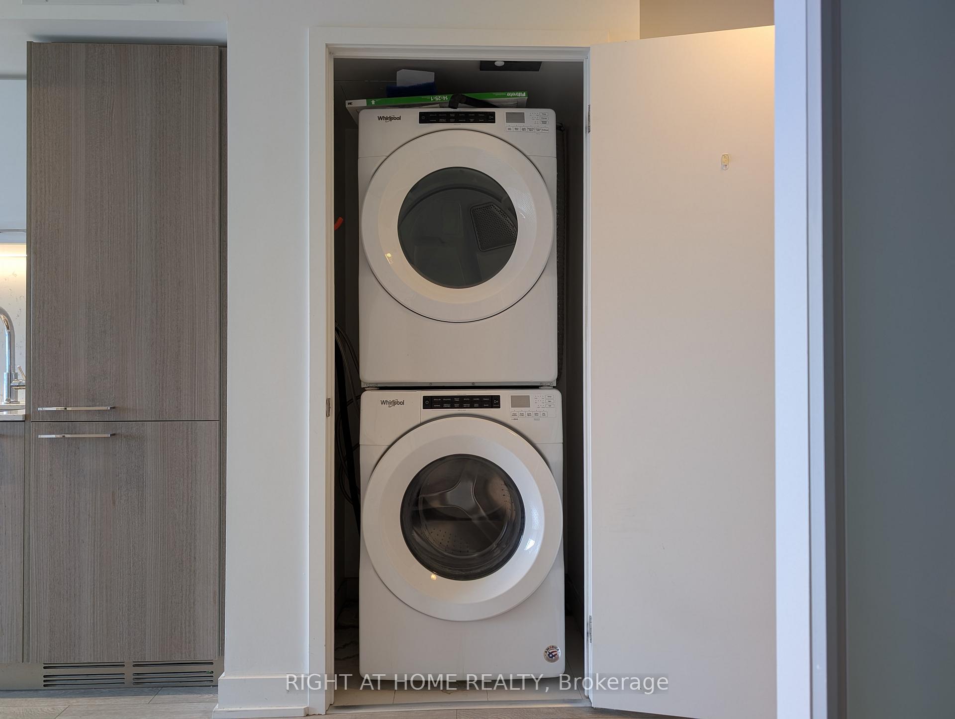Photo 9 of Unit 925, 30 Baseball Place, Toronto, South Riverdale — HOMEH