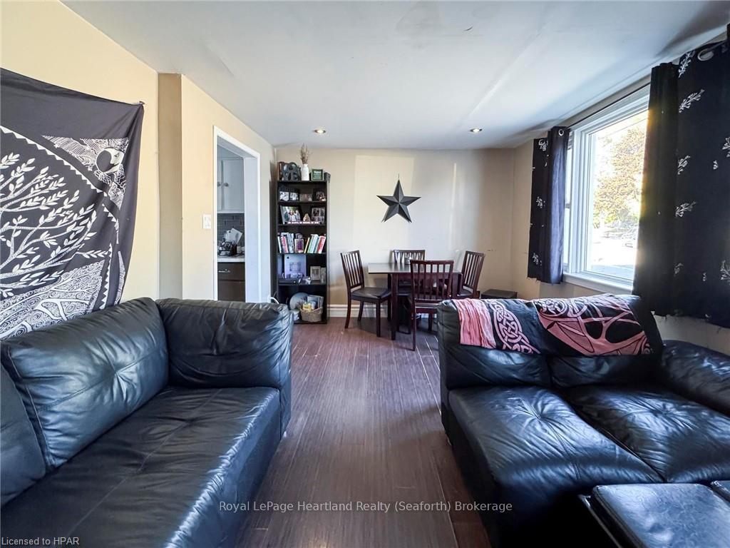 Photo 5 of 12 Princess Street W, Central Huron, Clinton — HOMEH