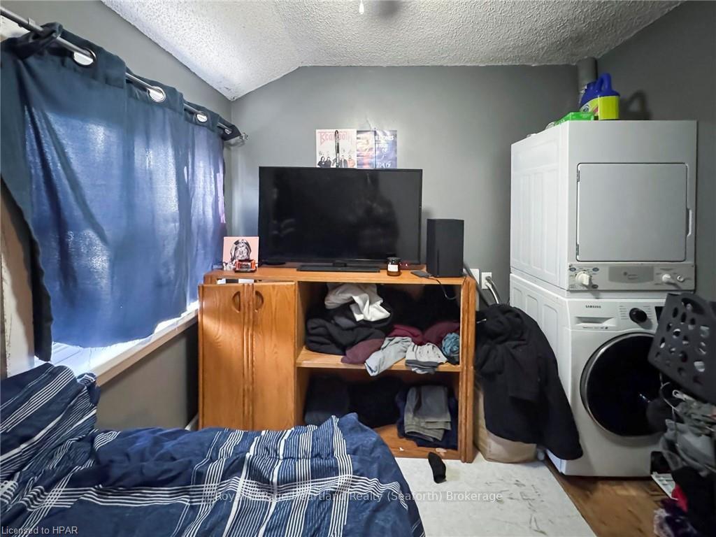 Photo 17 of 12 Princess Street W, Central Huron, Clinton — HOMEH