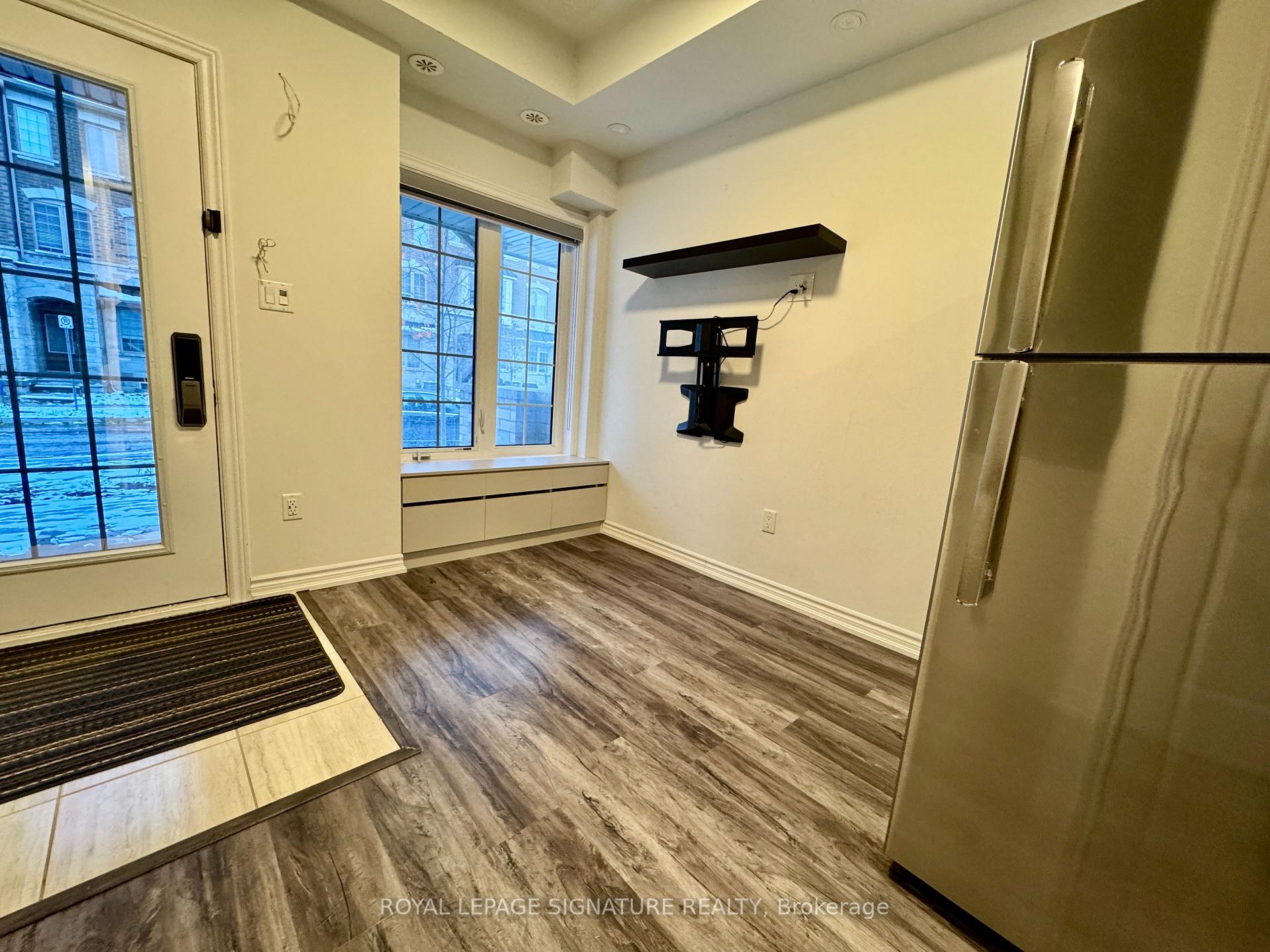 Photo 2 of 139 Frederick Wilson Avenue, Markham, Cornell — HOMEH