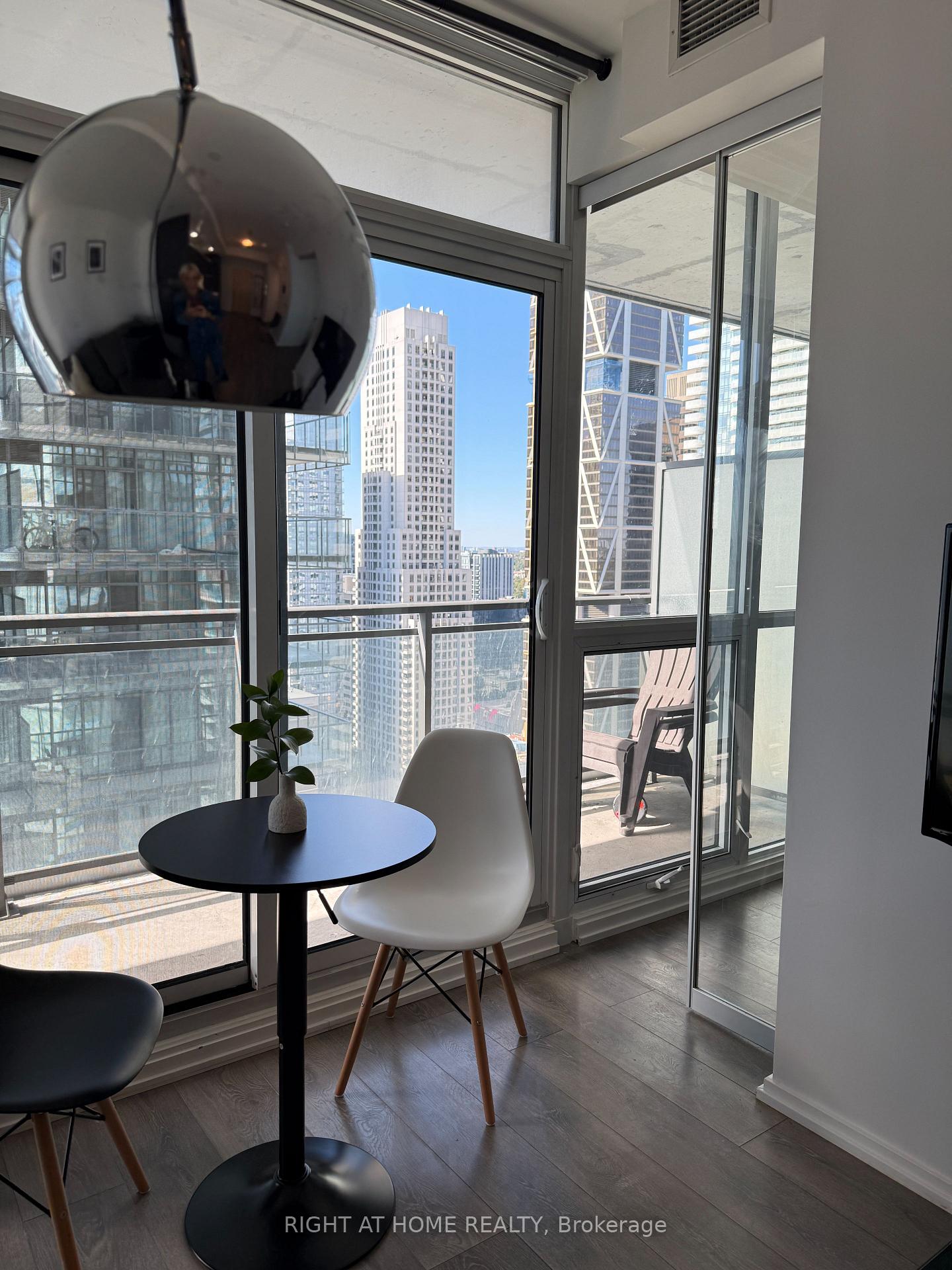 Photo 4 of Unit 3505, 45 Charles Street E, Toronto, Church-Yonge Corridor — HOMEH