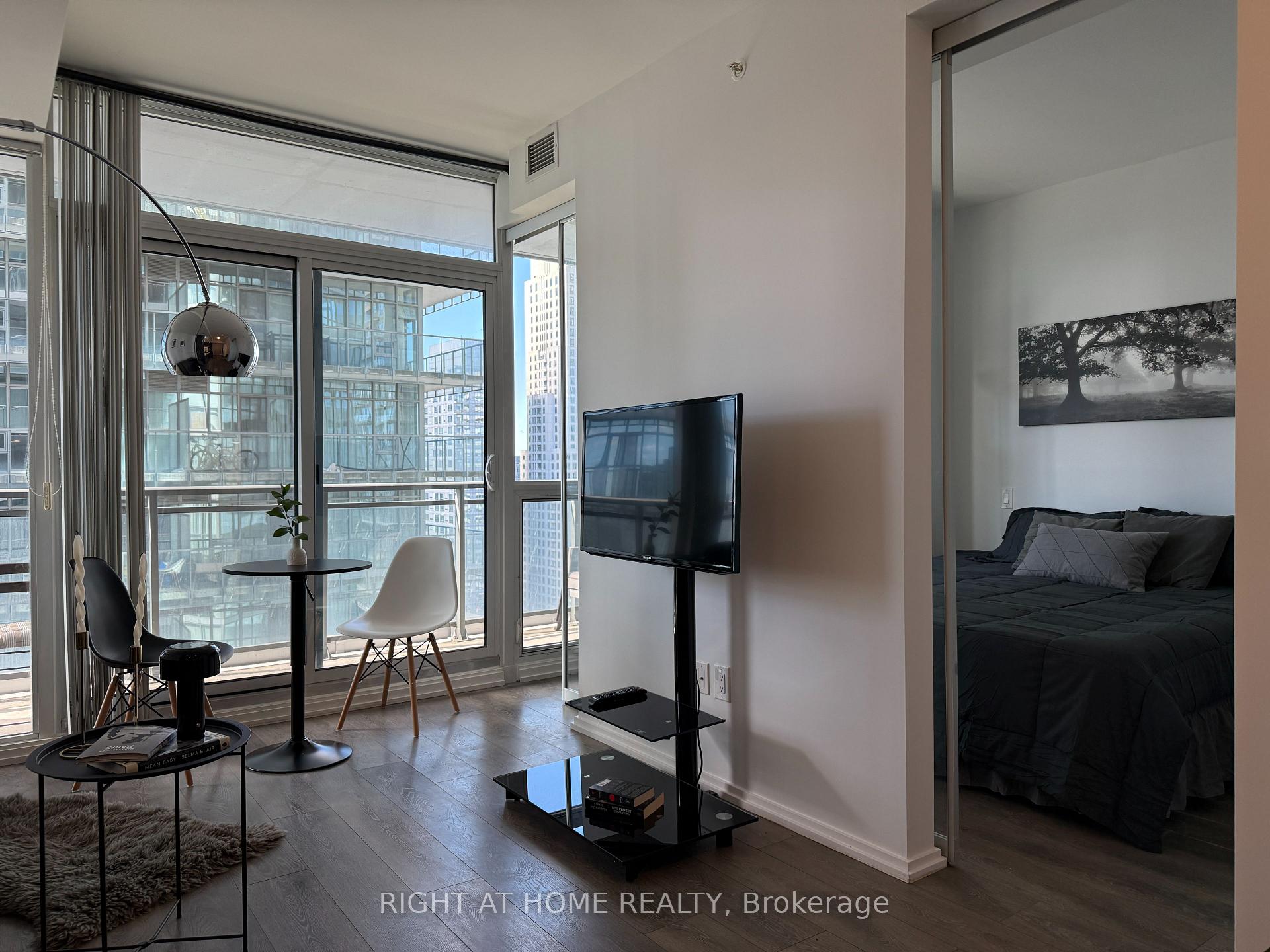 Photo 7 of Unit 3505, 45 Charles Street E, Toronto, Church-Yonge Corridor — HOMEH