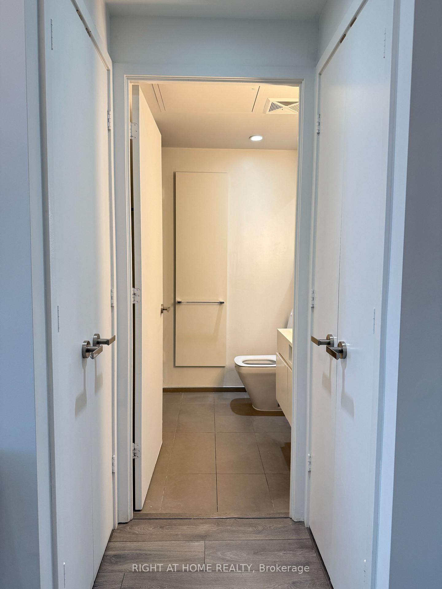Photo 13 of Unit 3505, 45 Charles Street E, Toronto, Church-Yonge Corridor — HOMEH