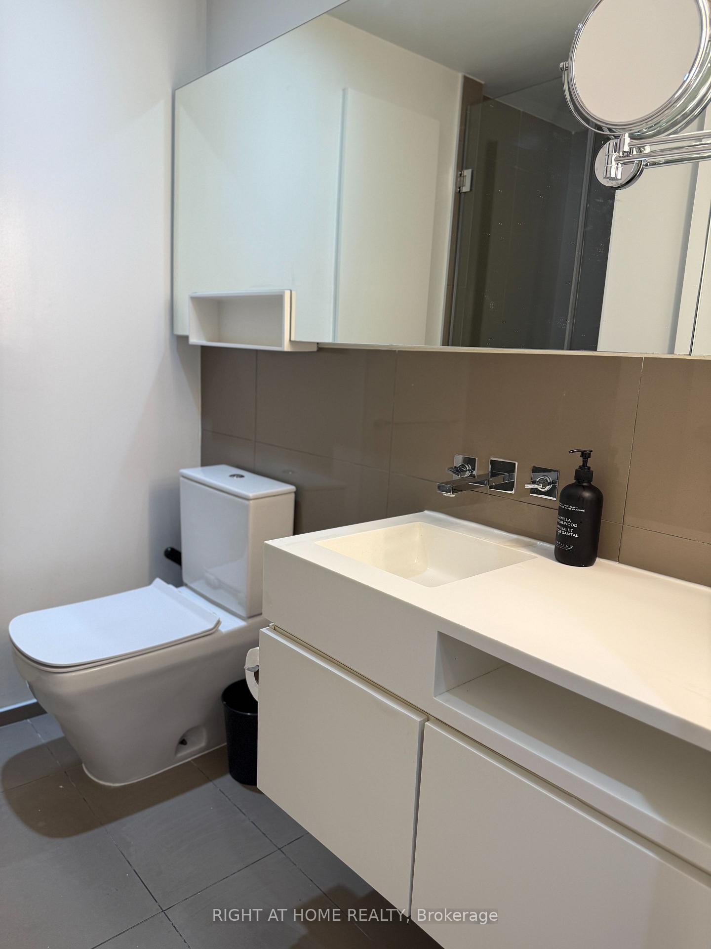 Photo 14 of Unit 3505, 45 Charles Street E, Toronto, Church-Yonge Corridor — HOMEH