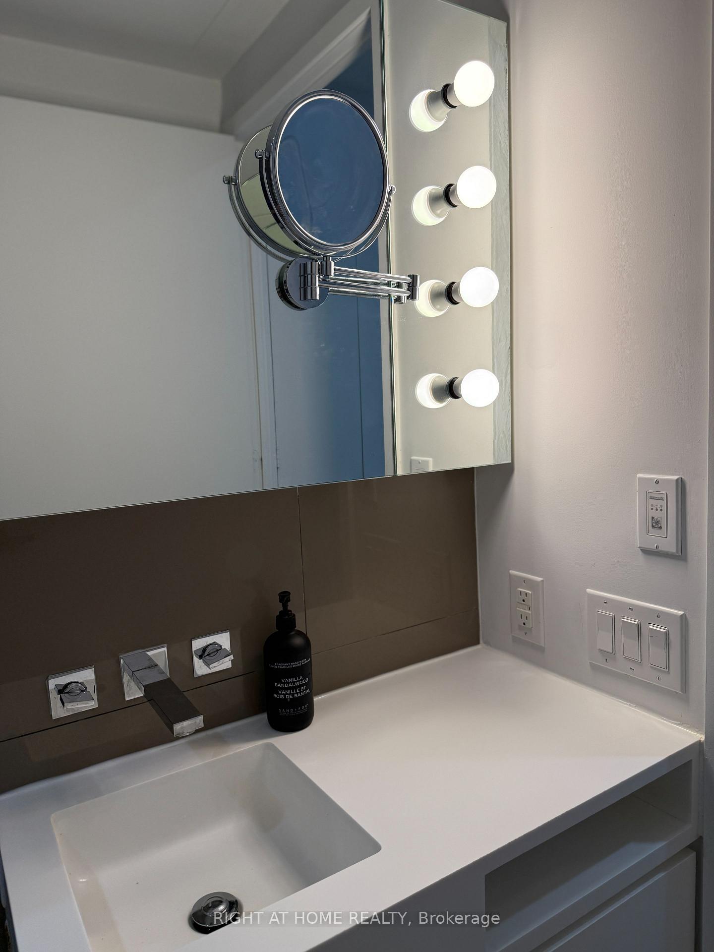 Photo 15 of Unit 3505, 45 Charles Street E, Toronto, Church-Yonge Corridor — HOMEH