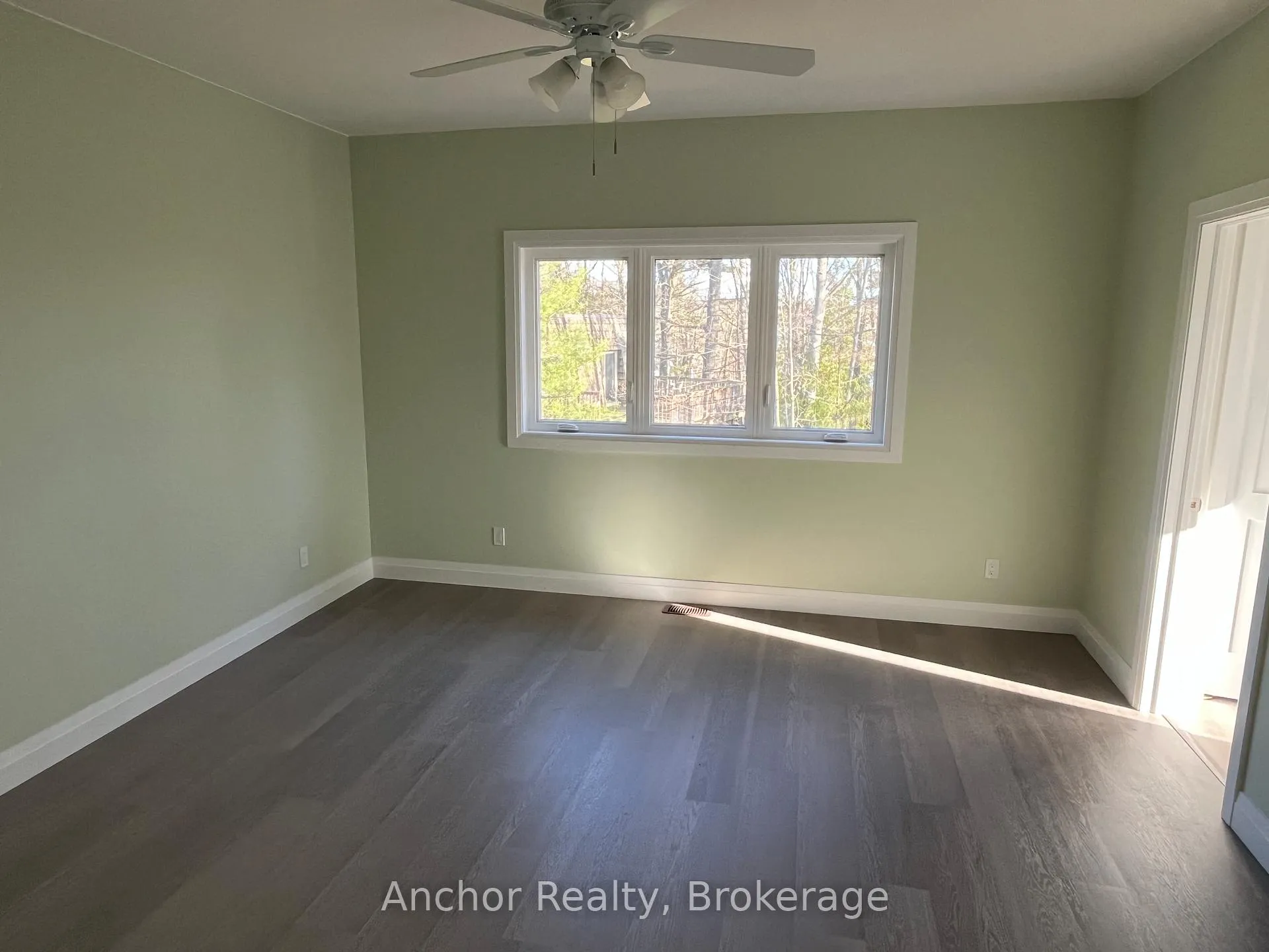 Photo 10 of Unit B, 625 Wagner Street, Gravenhurst, Muskoka (S) — HOMEH