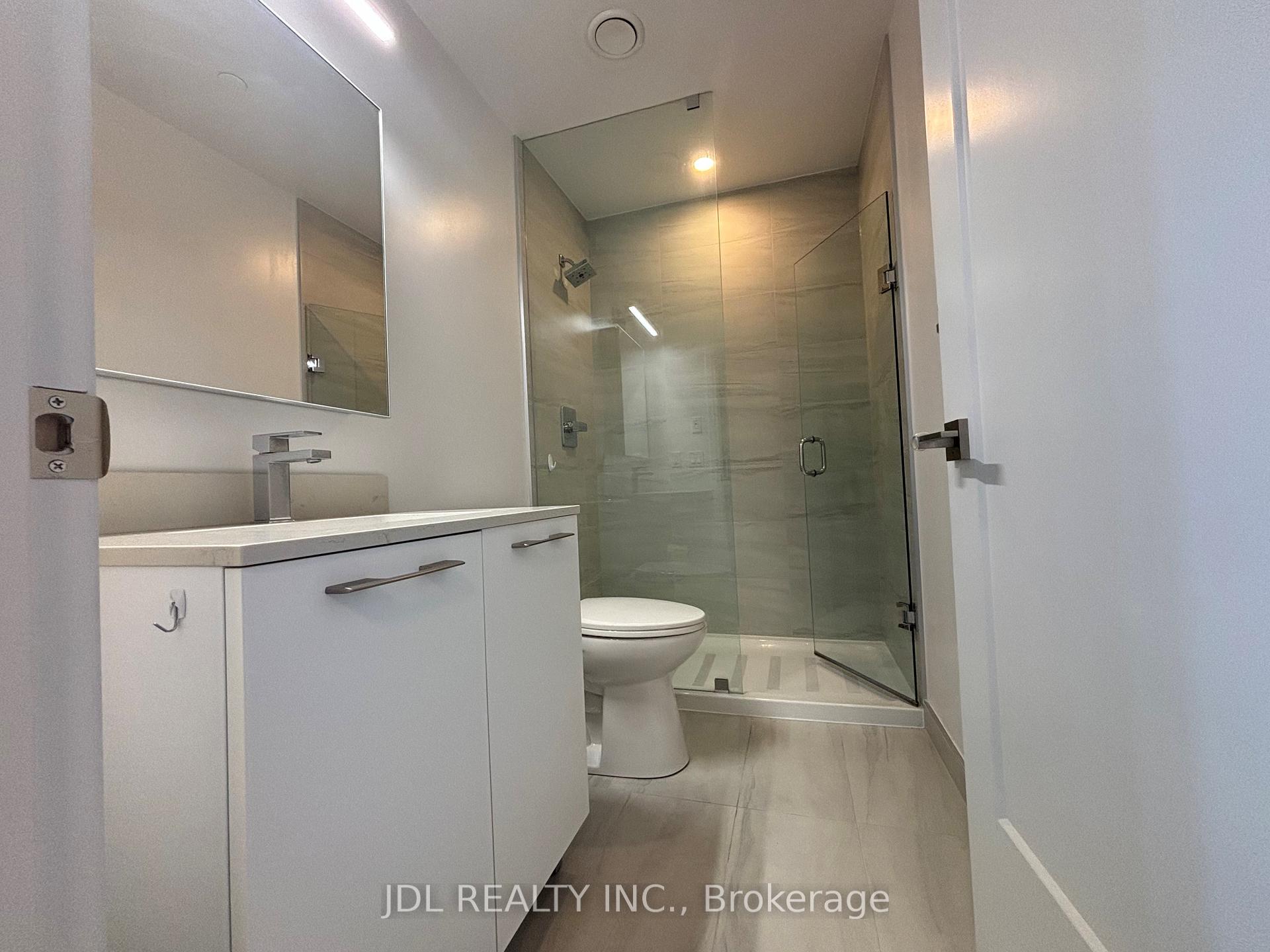 Photo 10 of Unit 911, 38 Water Walk Drive, Markham, Unionville — HOMEH
