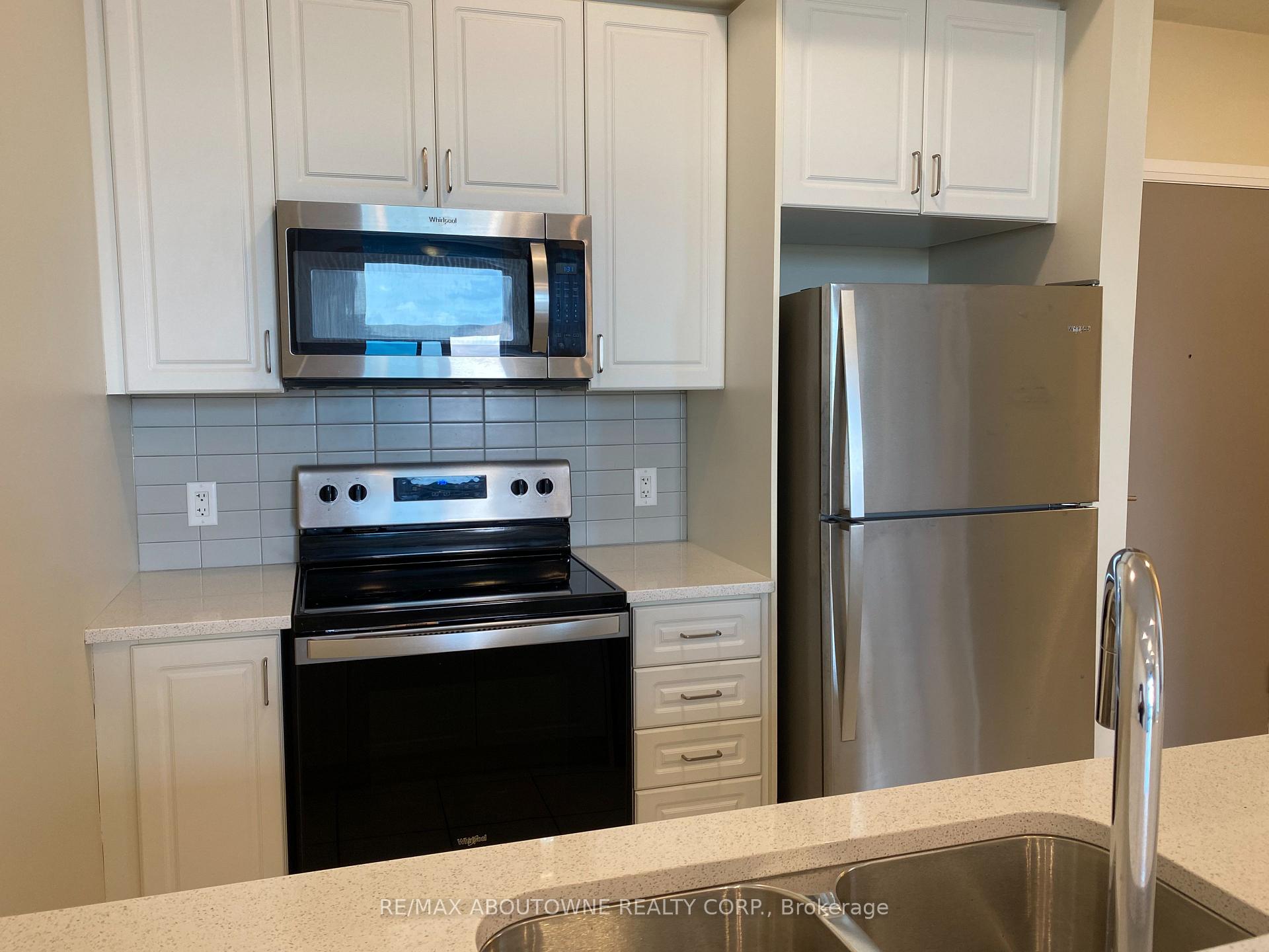 Photo 10 of Unit 621, 16 Concord Place, Grimsby, Grimsby Beach — HOMEH
