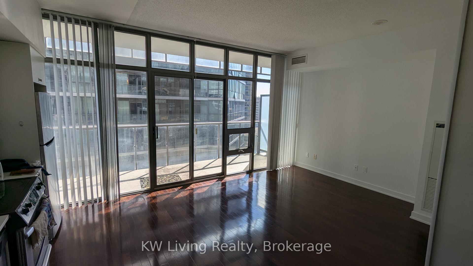 Photo 2 of Unit 1212, 33 Charles Street E, Toronto, Church-Yonge Corridor — HOMEH
