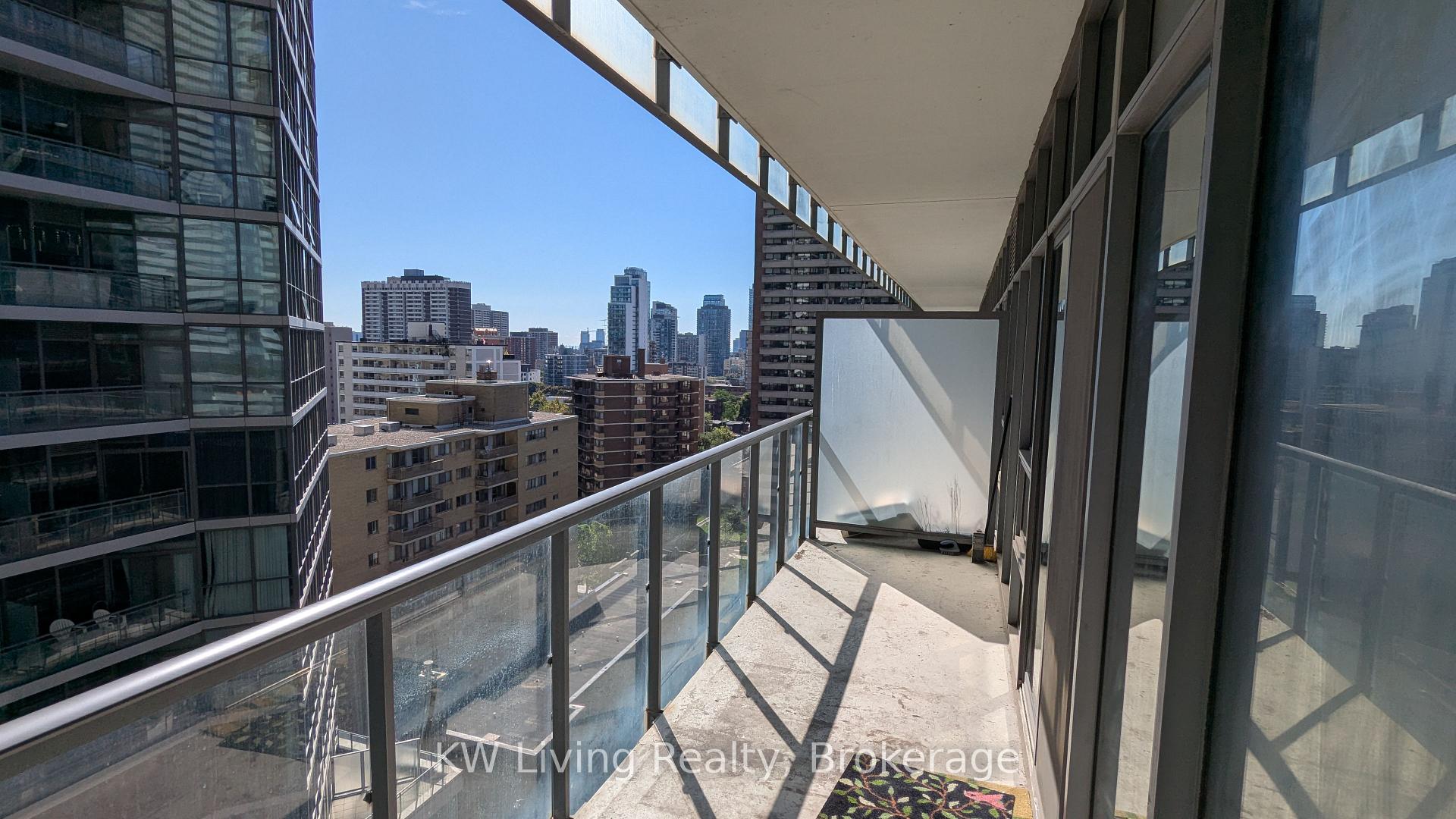 Photo 8 of Unit 1212, 33 Charles Street E, Toronto, Church-Yonge Corridor — HOMEH