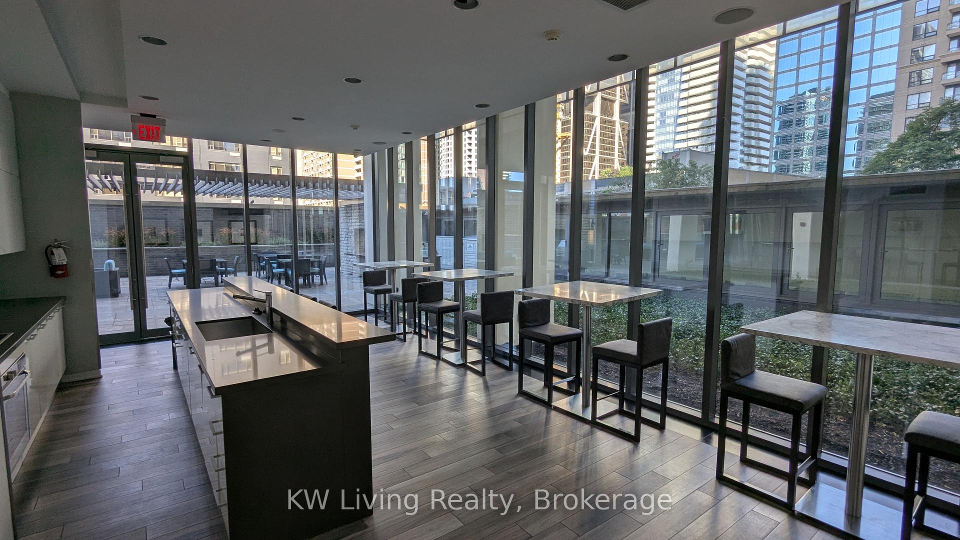 Photo 12 of Unit 1212, 33 Charles Street E, Toronto, Church-Yonge Corridor — HOMEH
