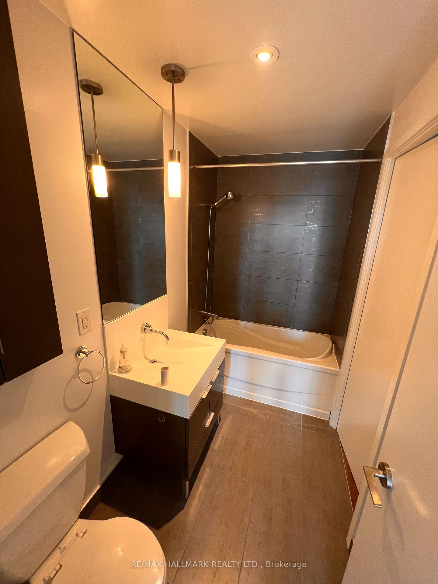 Photo 7 of Unit 3105, 110 Charles Street E, Toronto, Church-Yonge Corridor — HOMEH