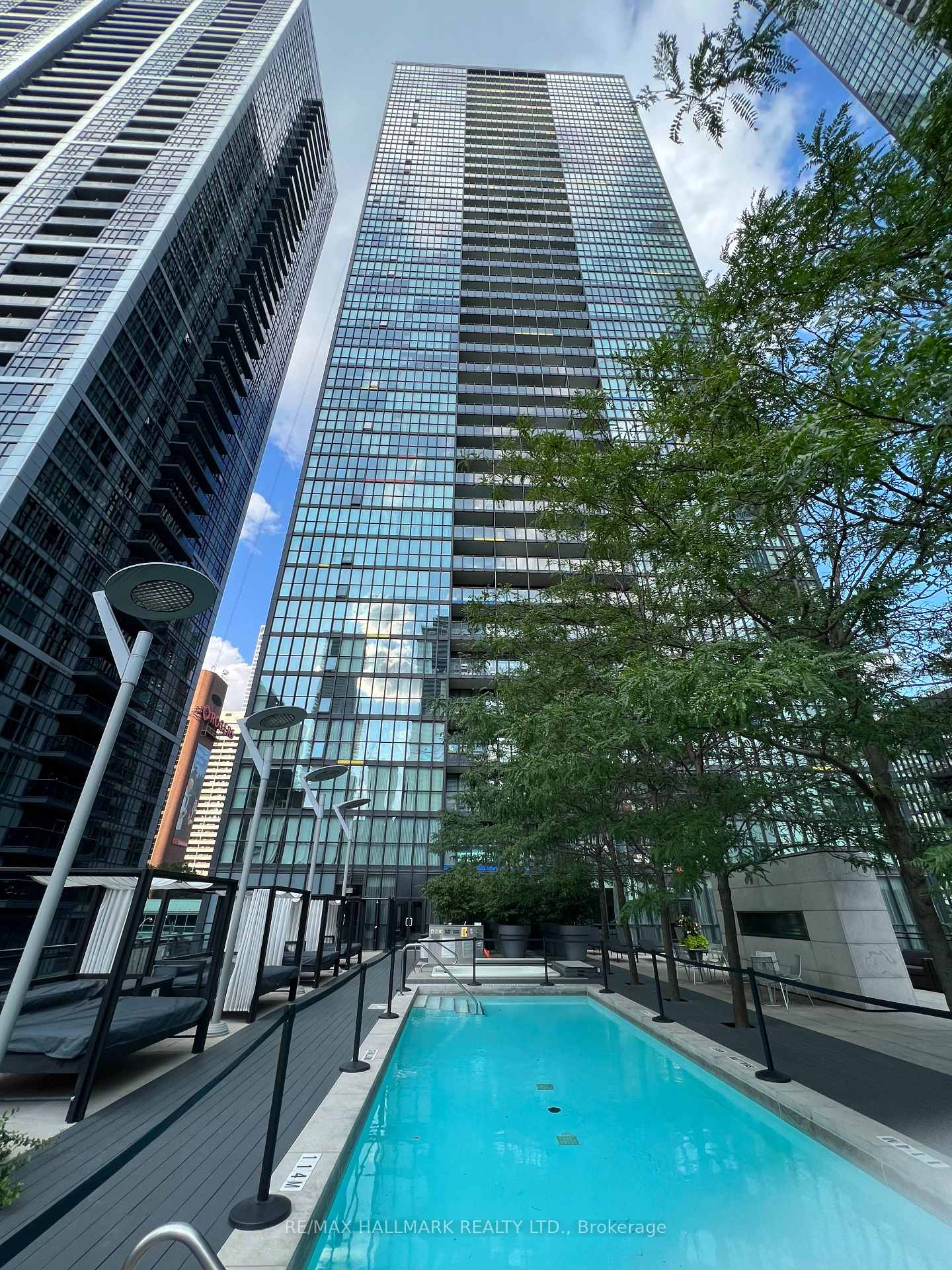 Photo 13 of Unit 3105, 110 Charles Street E, Toronto, Church-Yonge Corridor — HOMEH