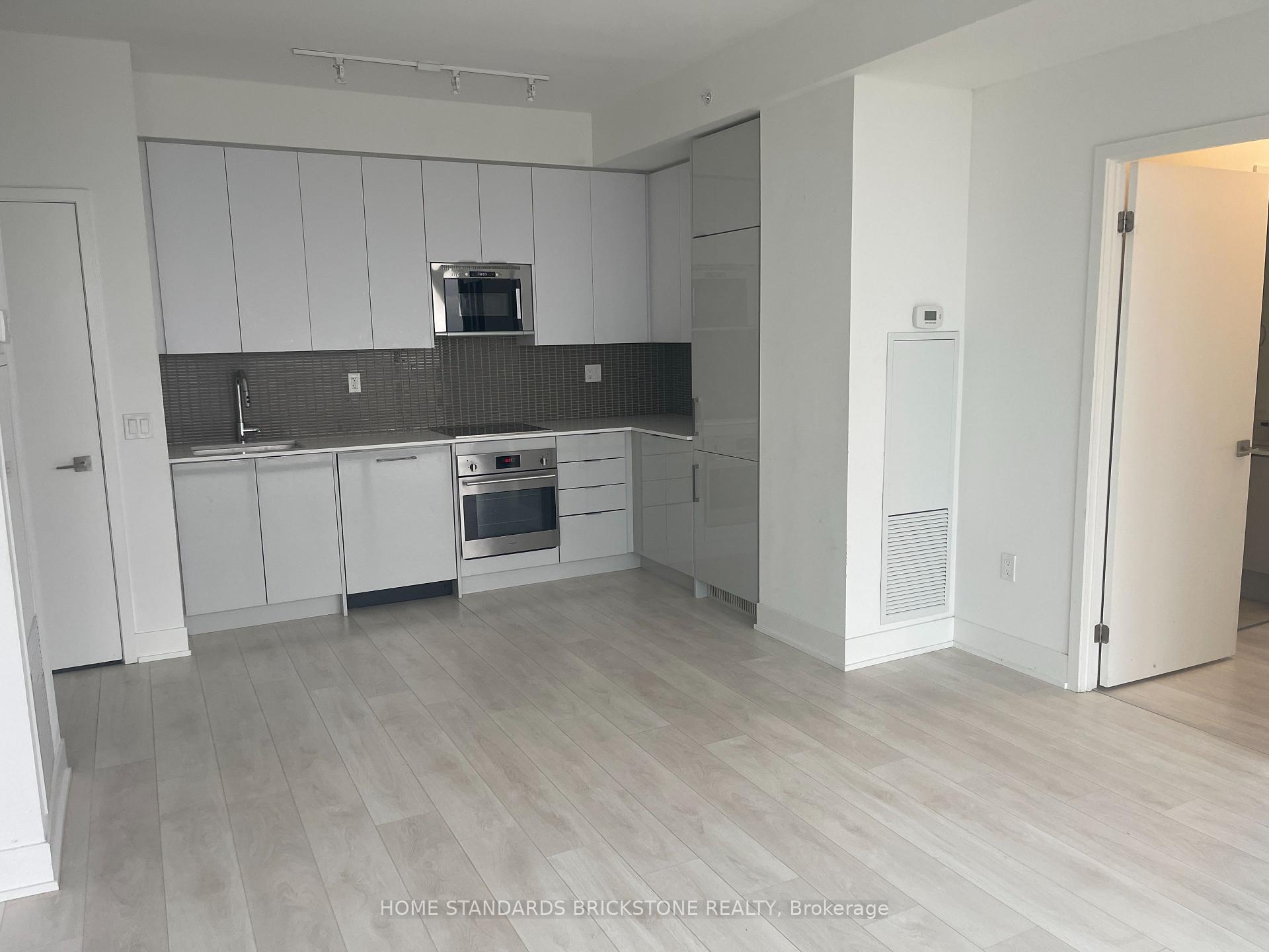 Photo 2 of Unit 2107, 2908 Highway 7, Vaughan, Concord — HOMEH