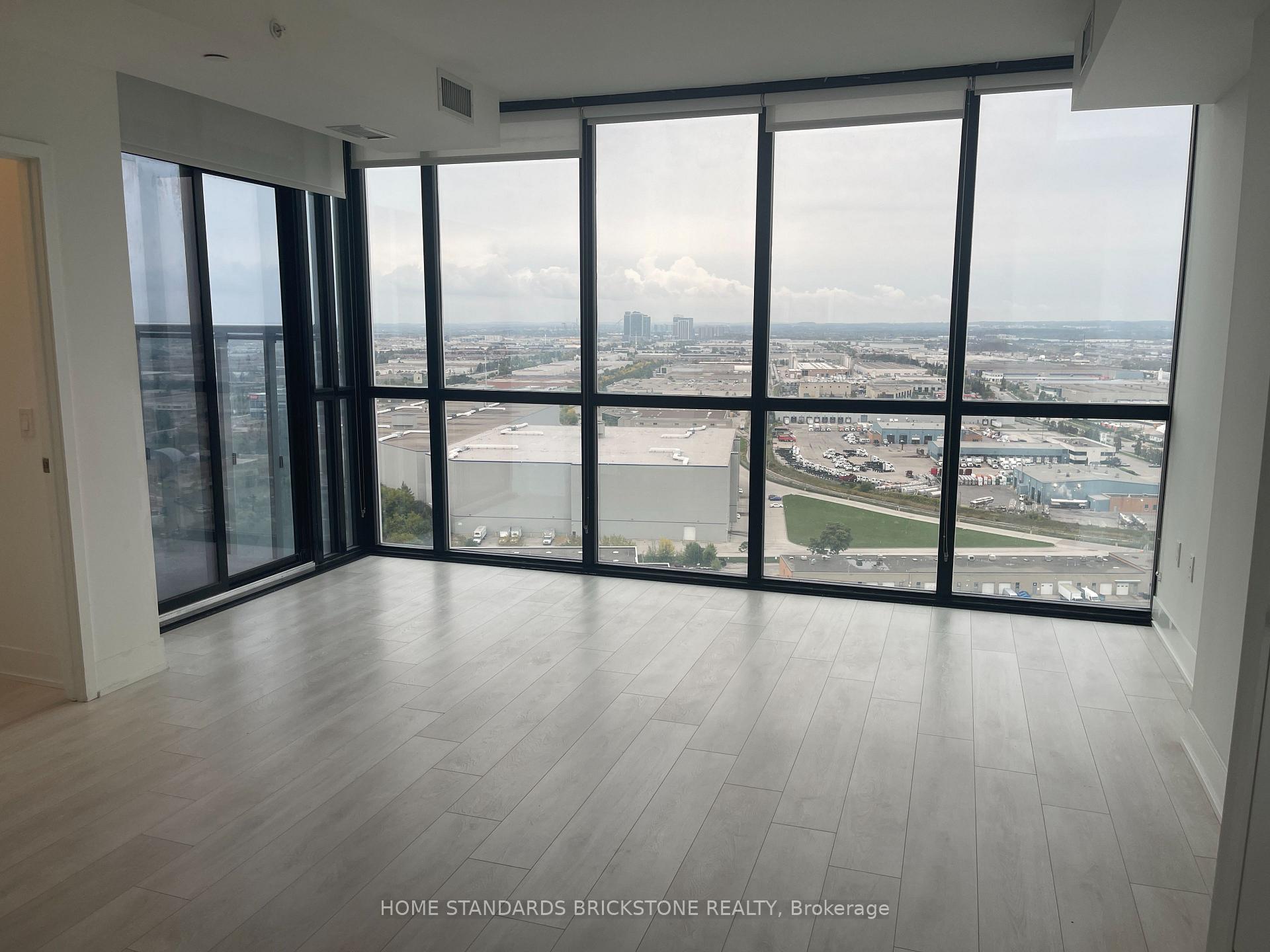 Photo 3 of Unit 2107, 2908 Highway 7, Vaughan, Concord — HOMEH